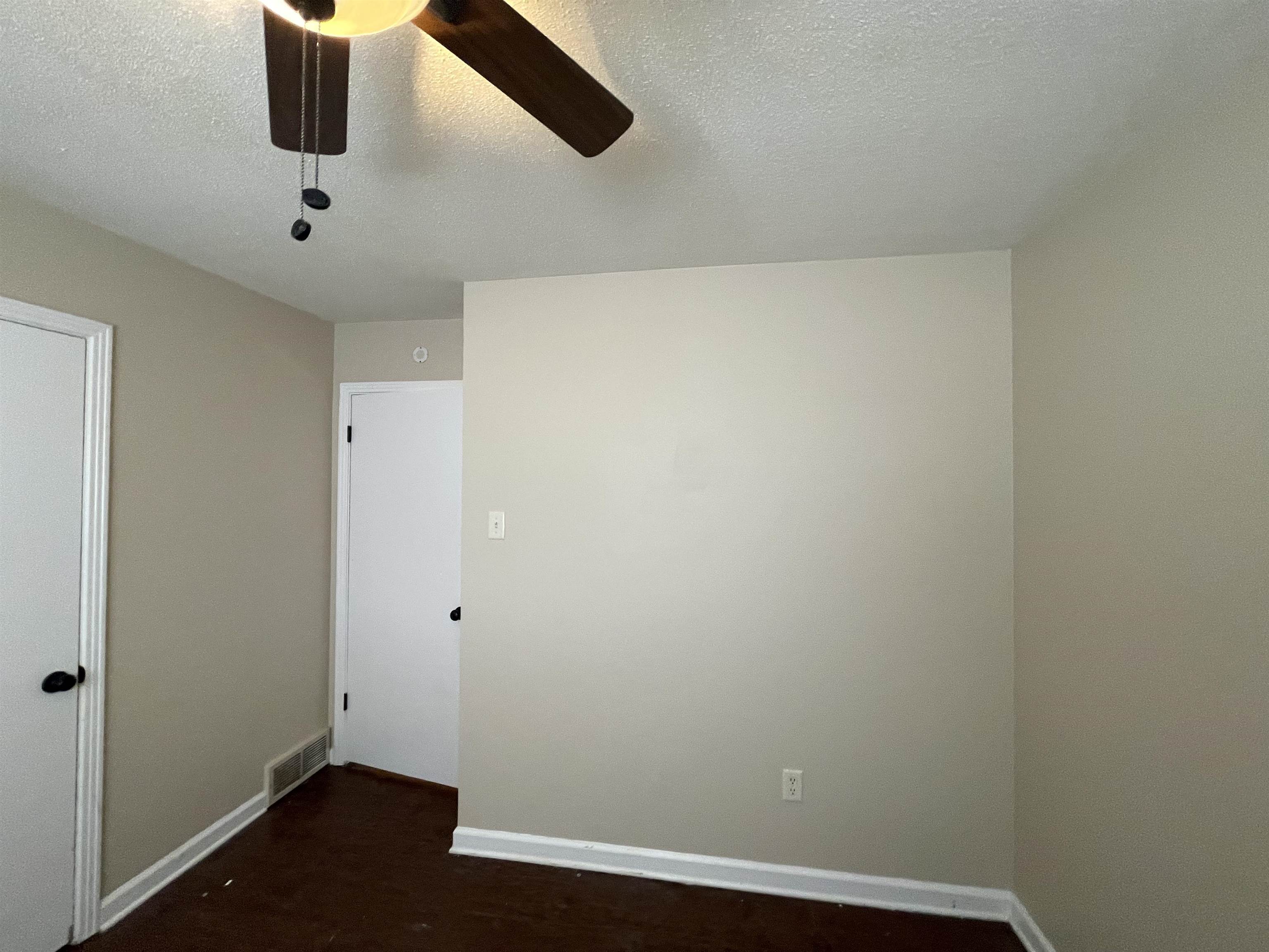 3645 Twinmont St Property Photo 14