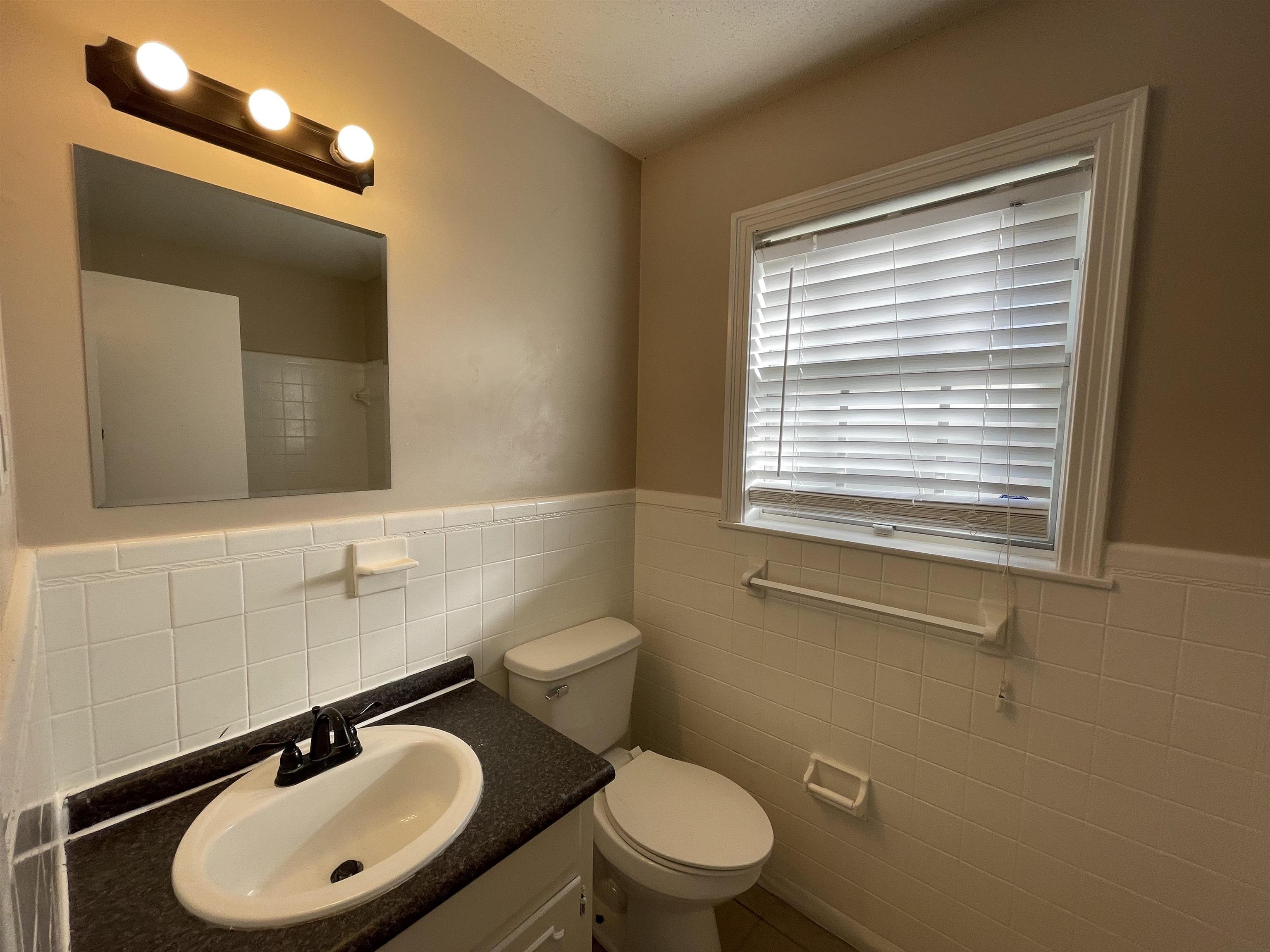 3645 Twinmont St Property Photo 15