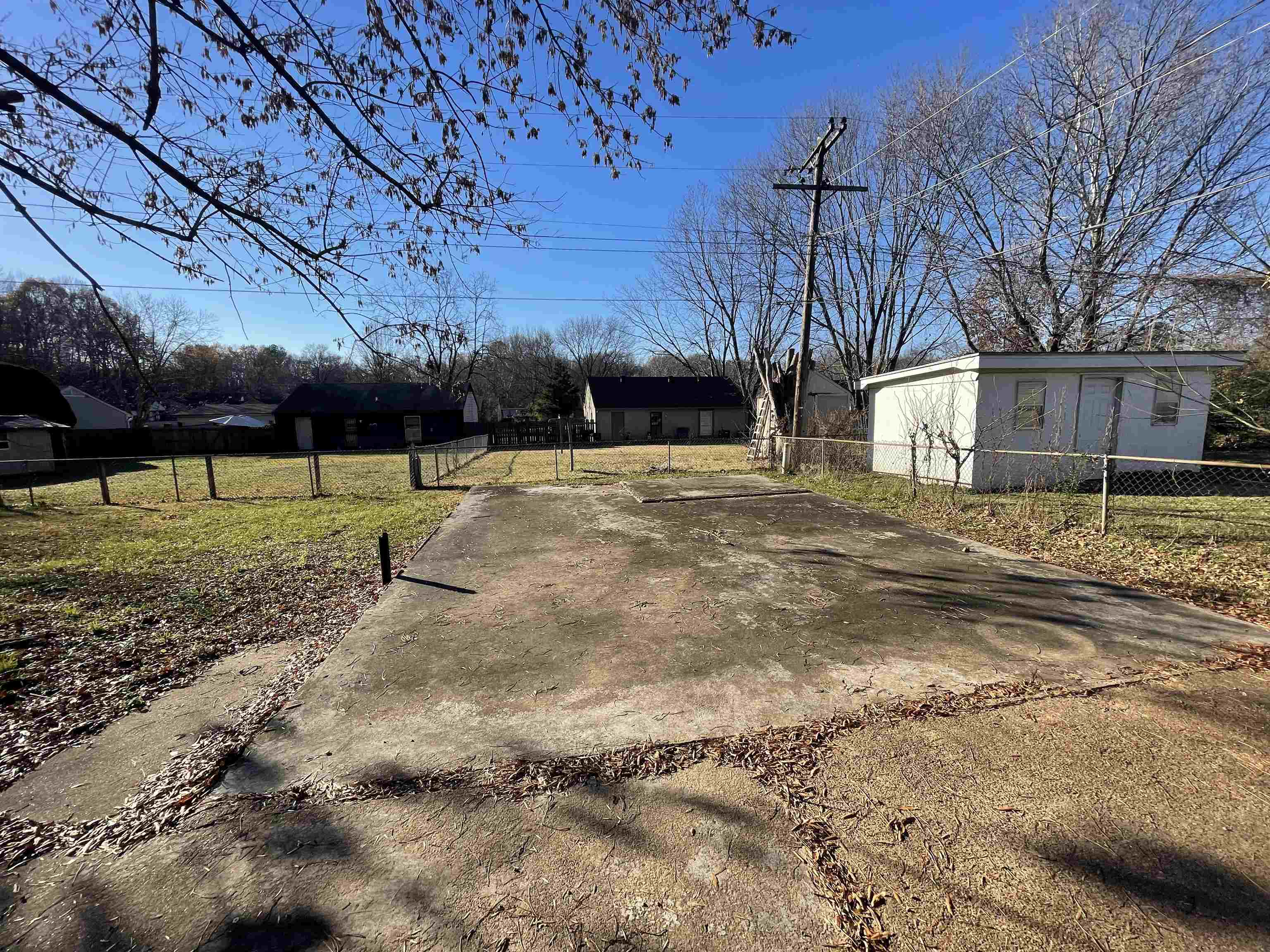 3645 Twinmont St Property Photo 16