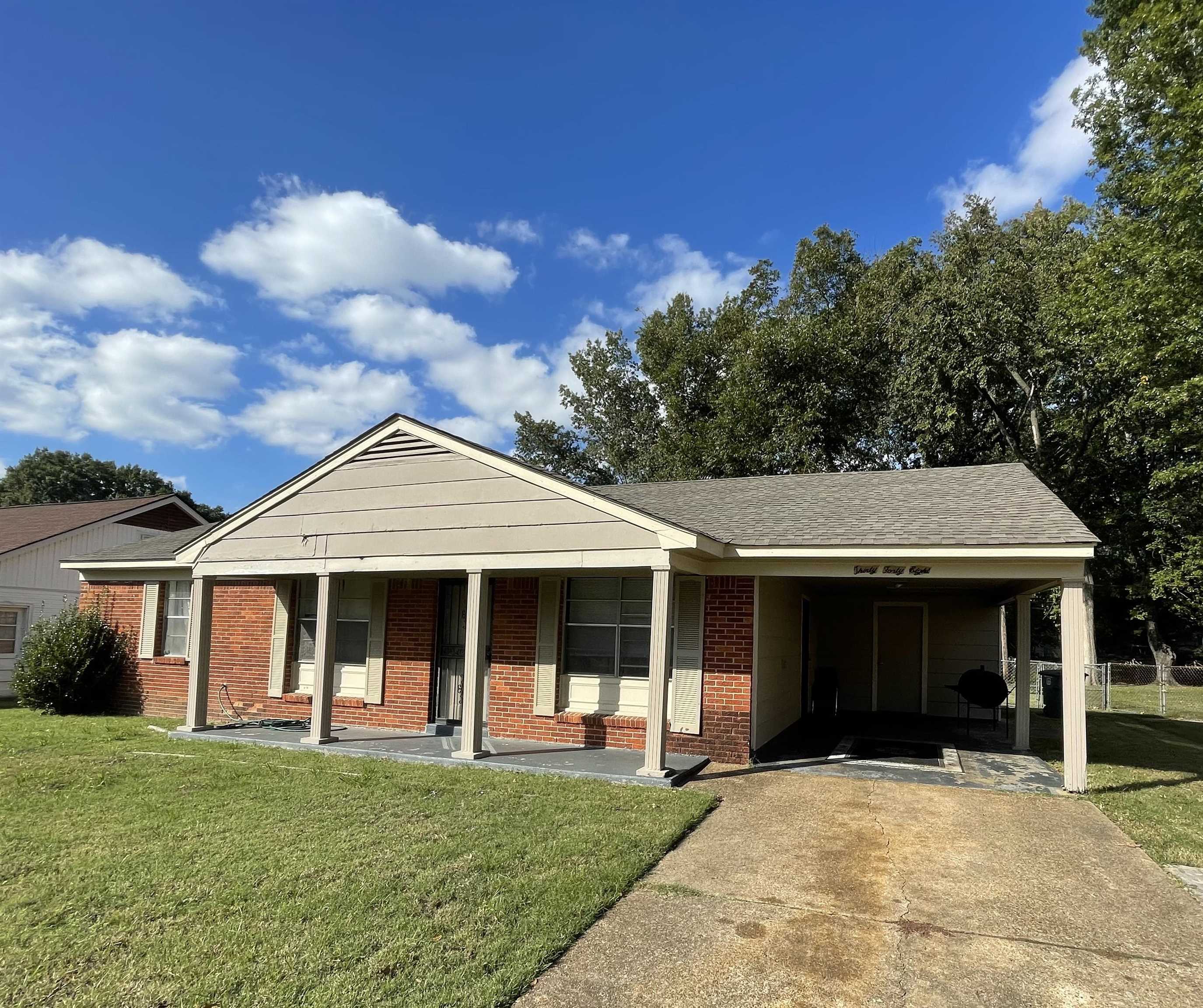 3048 KINGSGATE AVE Property Photo 1