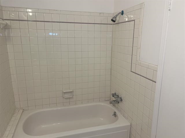 760 E Mckellar Ave Property Photo 2