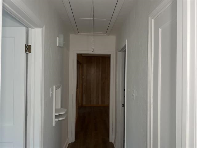 760 E Mckellar Ave Property Photo 8