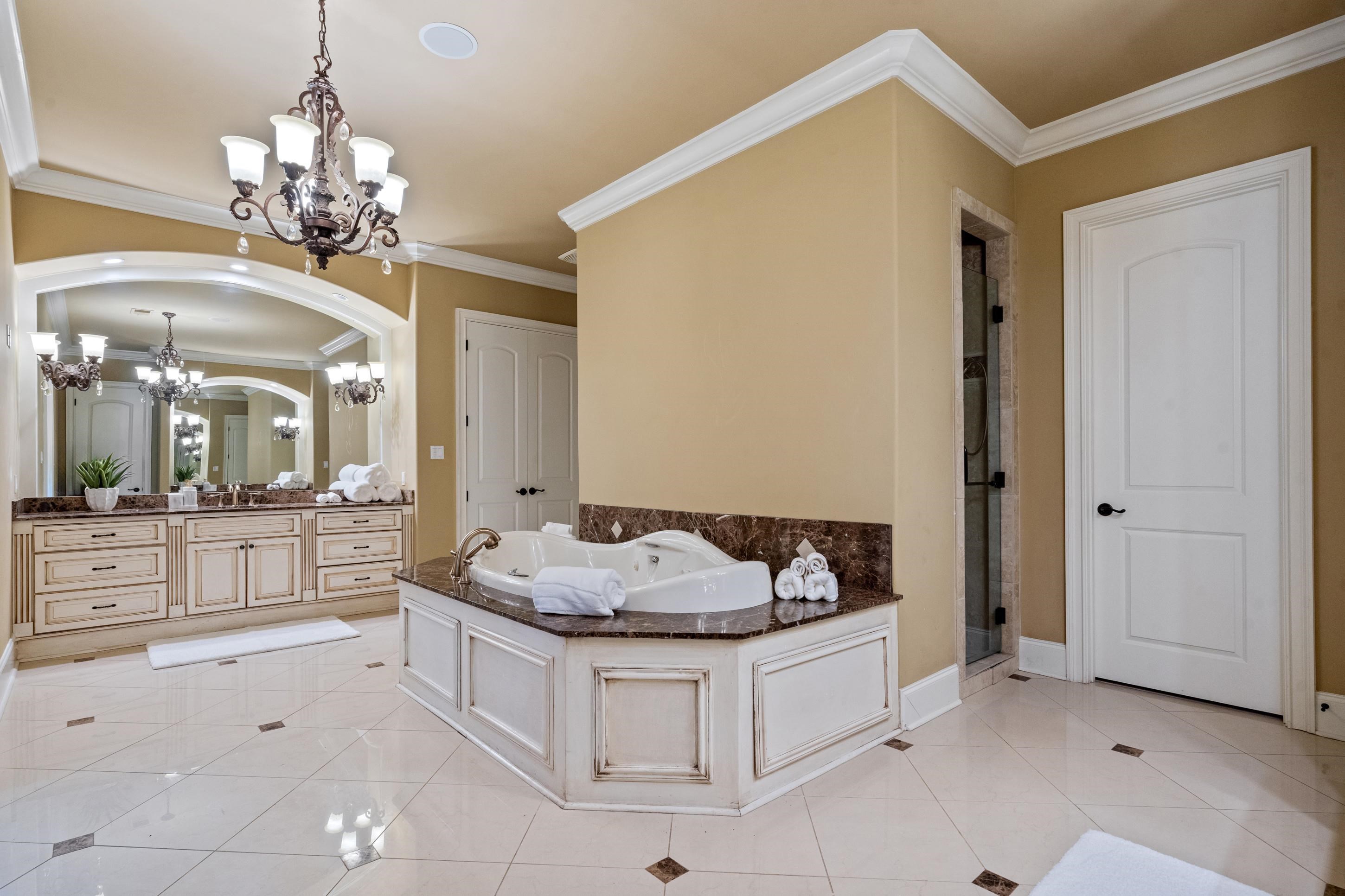 400 Buckland Cv Property Photo 18