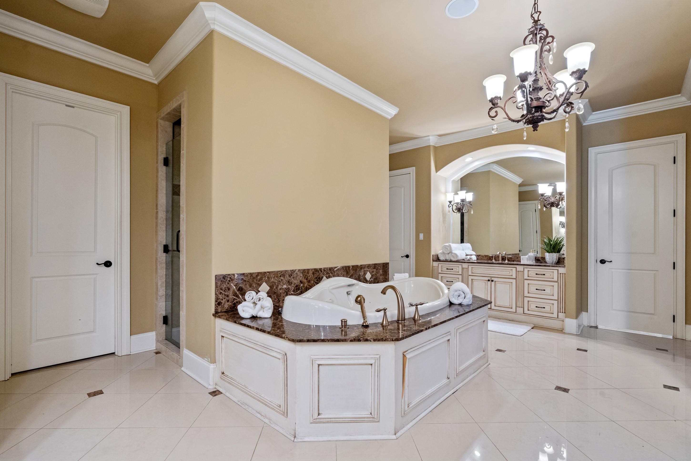 400 Buckland Cv Property Photo 19