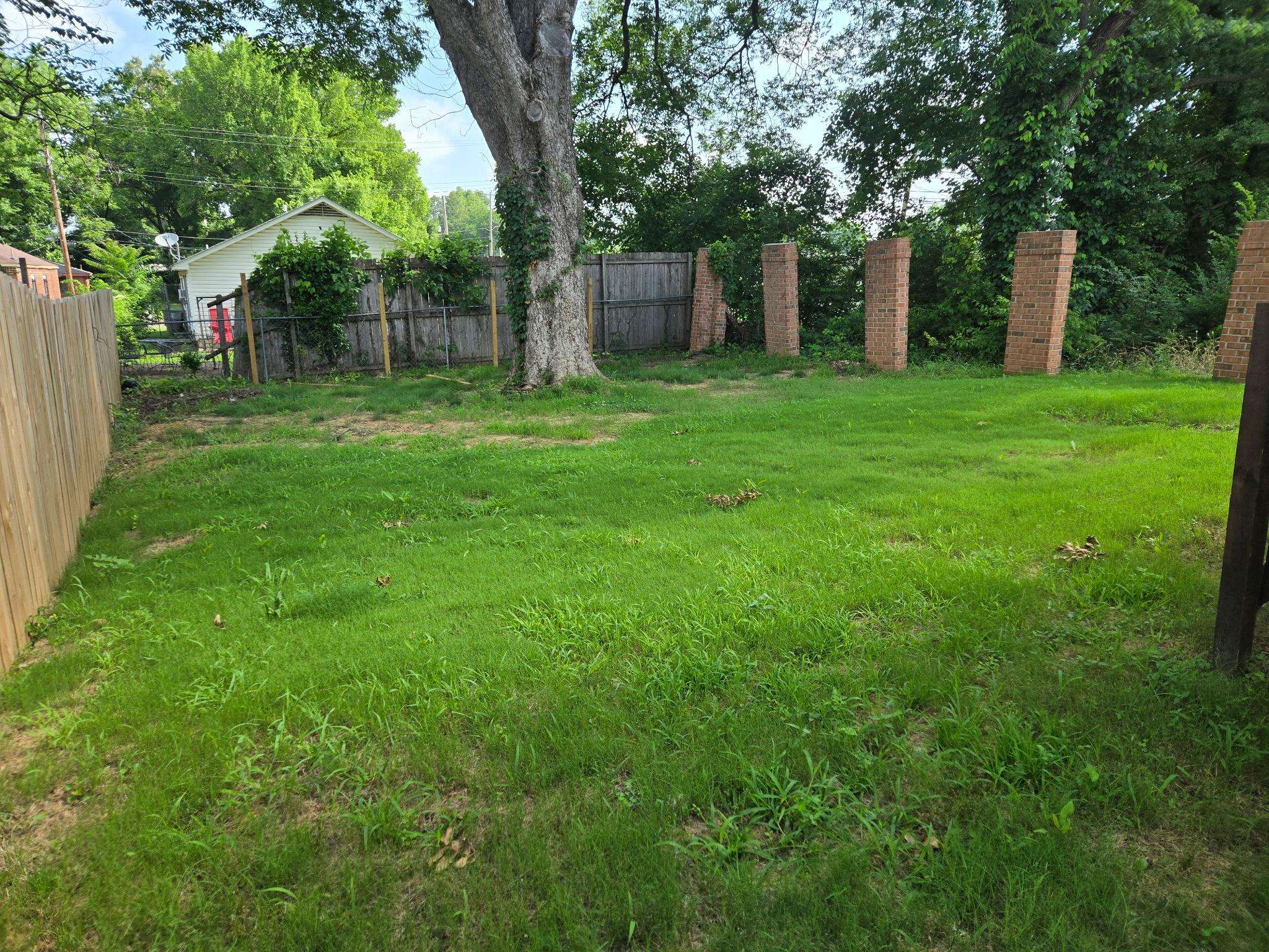 2766 Select Ave Property Photo 3