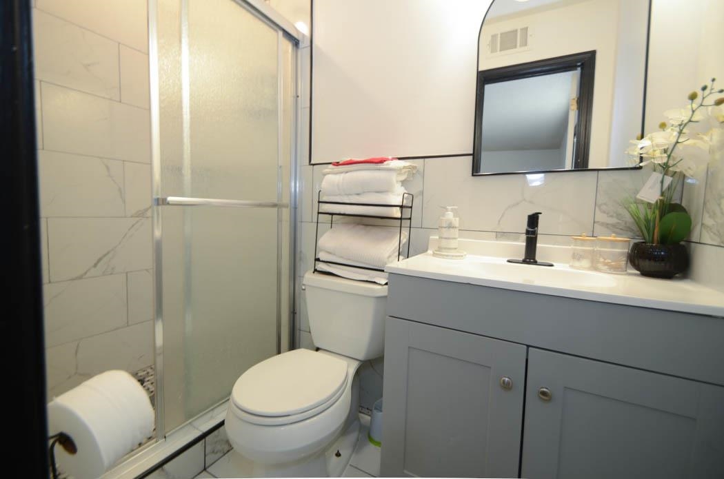 1472 Kinilwood St Property Photo 18