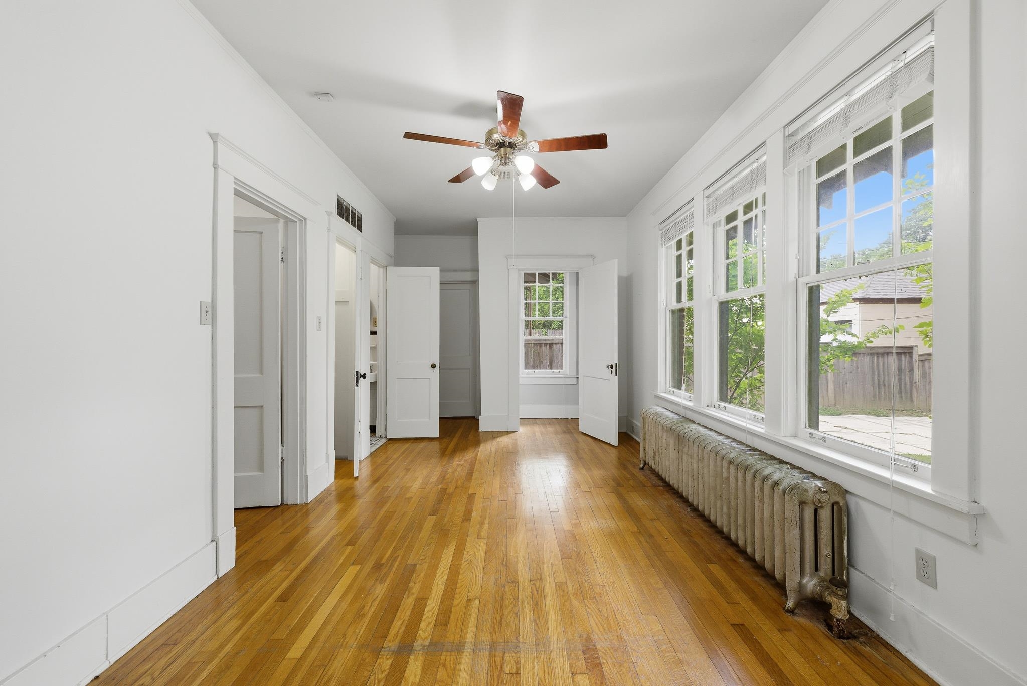 1830 Forest Ave Property Photo 19