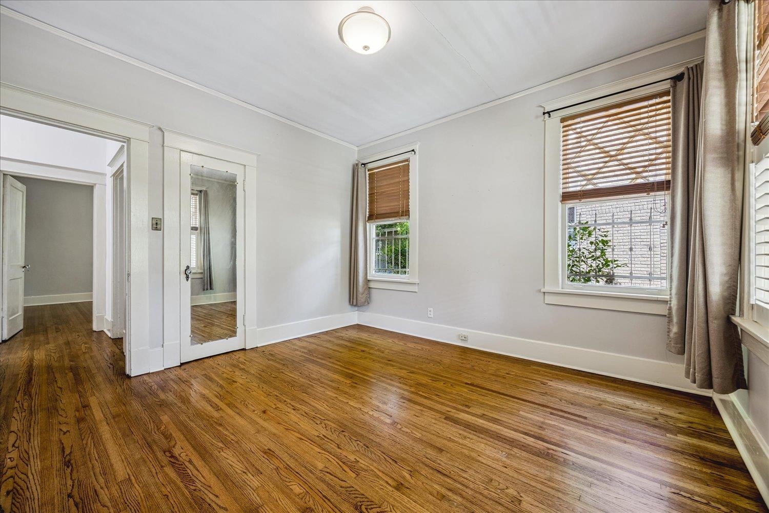 2126 University Cir Property Photo 18