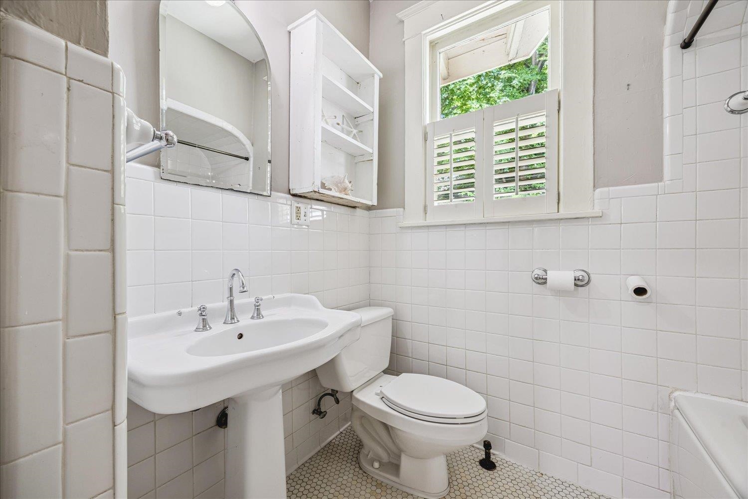 2126 University Cir Property Photo 20