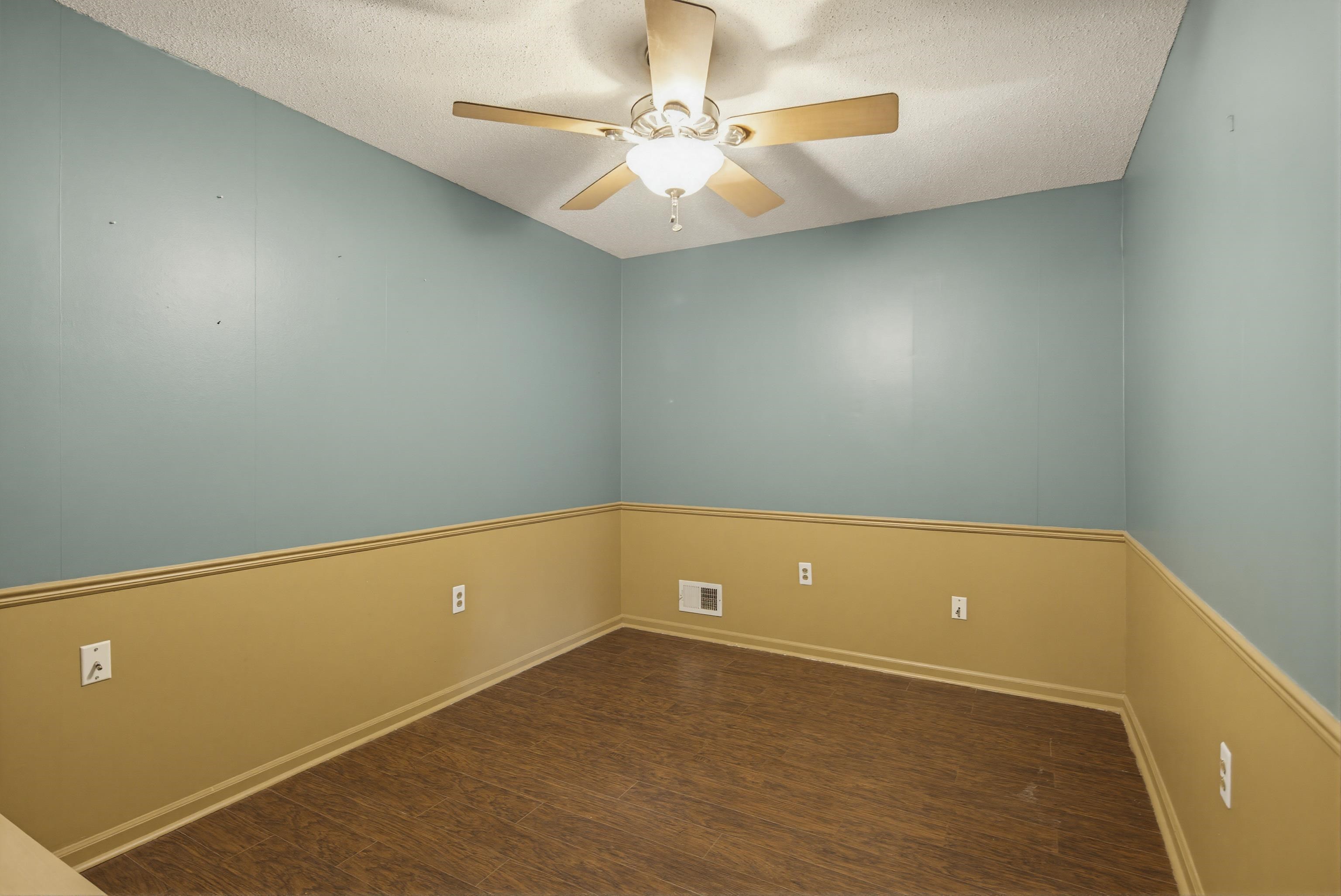 3102 Newmarket Dr Property Photo 20