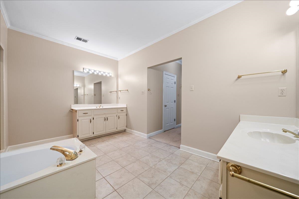 6619 Rue Beaumonde Dr Property Photo 26