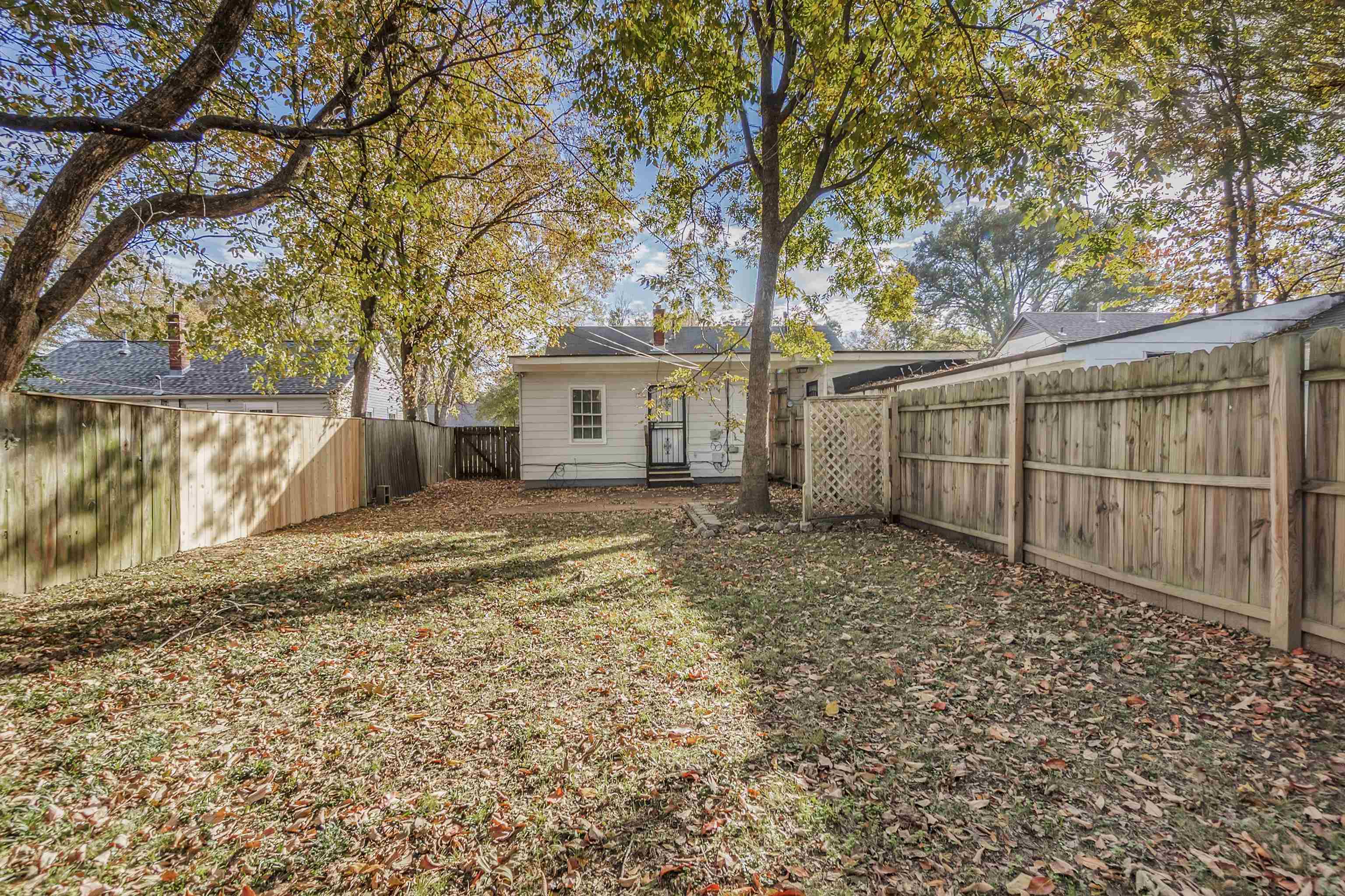3844 Wilshire Rd Property Photo 5