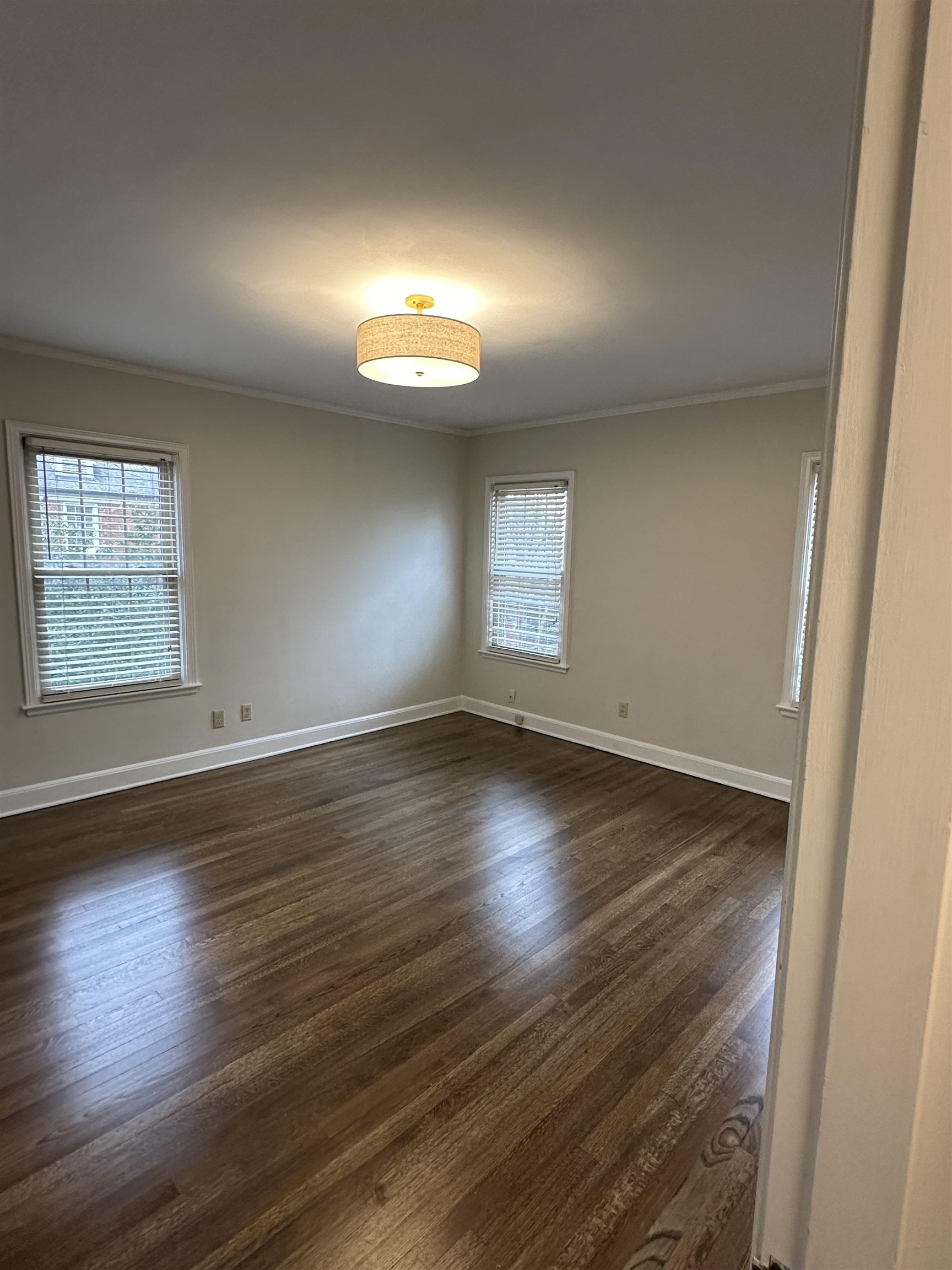 2906 Tishomingo Ln Property Photo 15