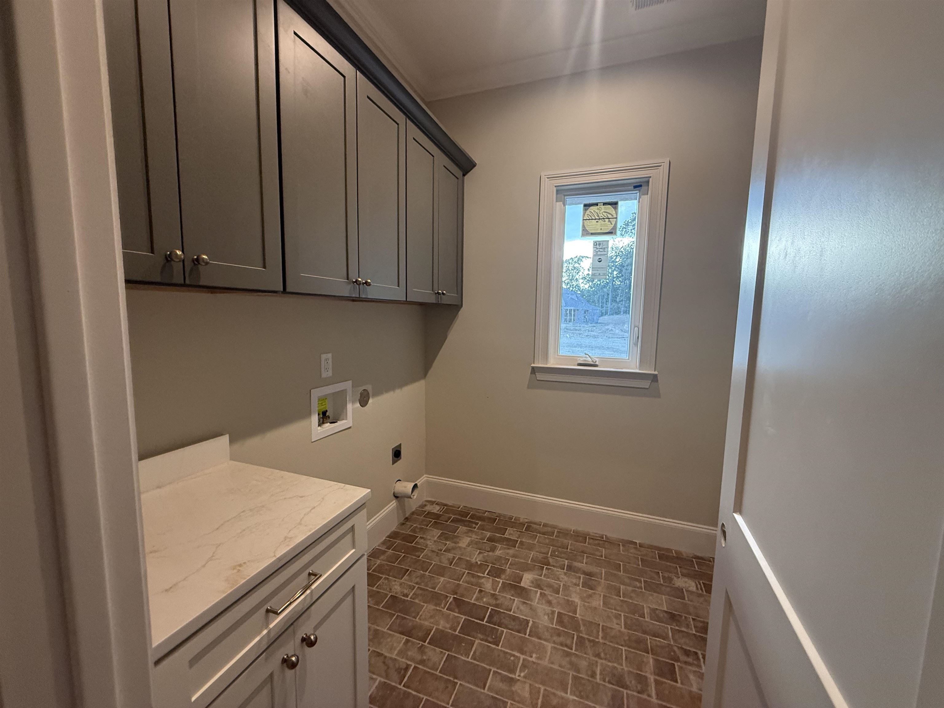 9544 Duck Pond Ct Property Photo 7