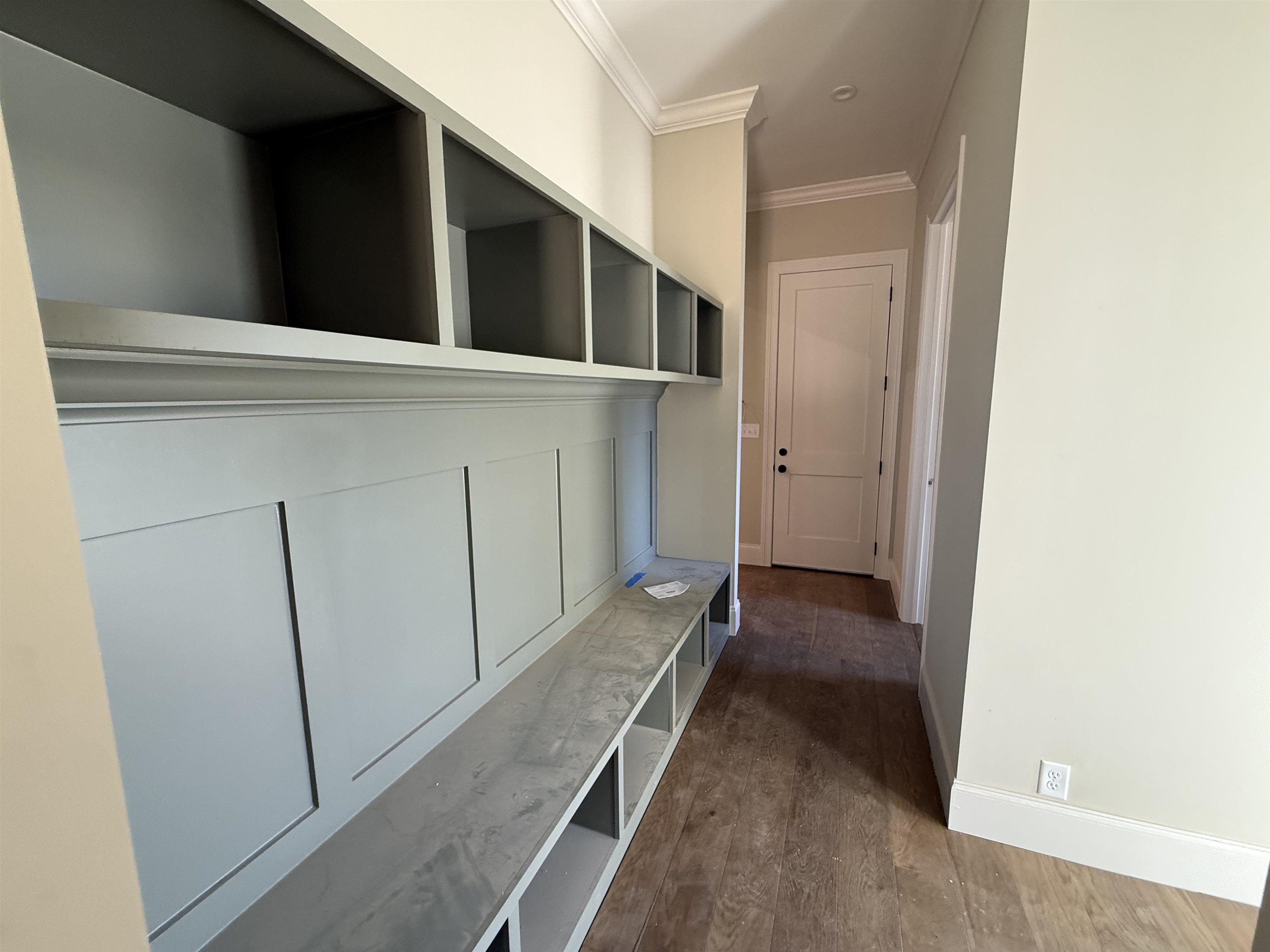 9544 Duck Pond Ct Property Photo 8