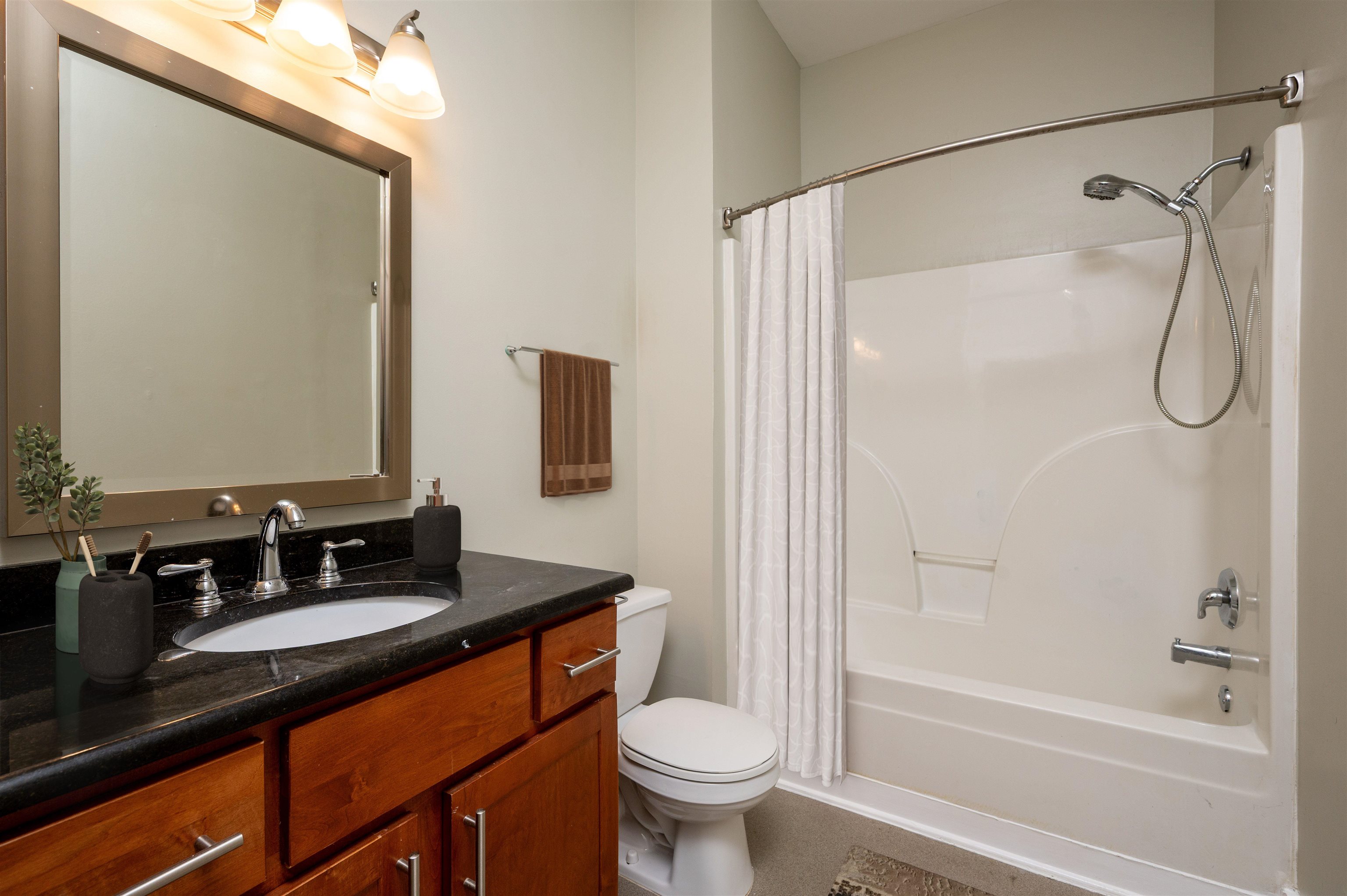 505 Tennessee St 407 Property Photo 4