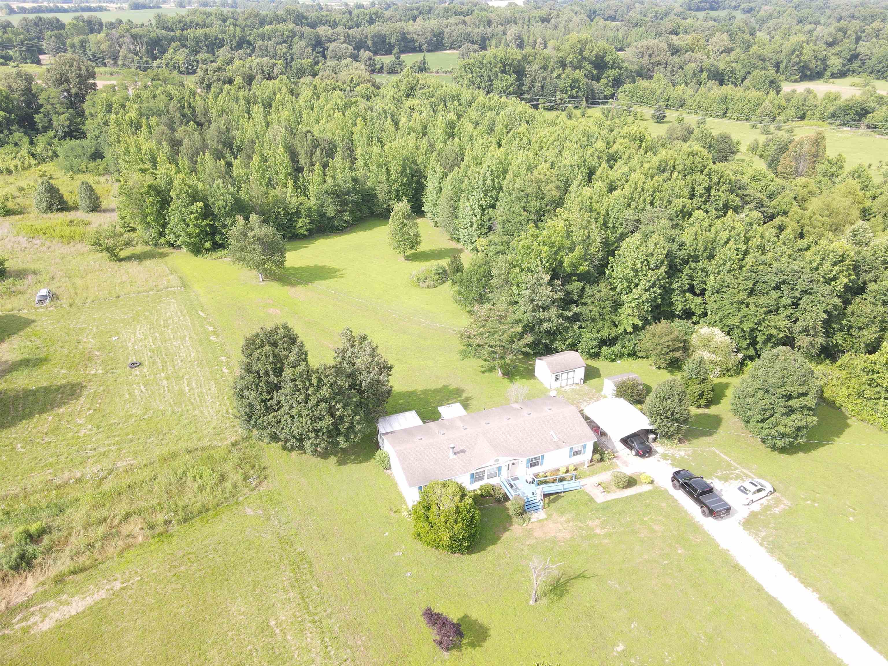 656 Robertson Rd Property Photo 15