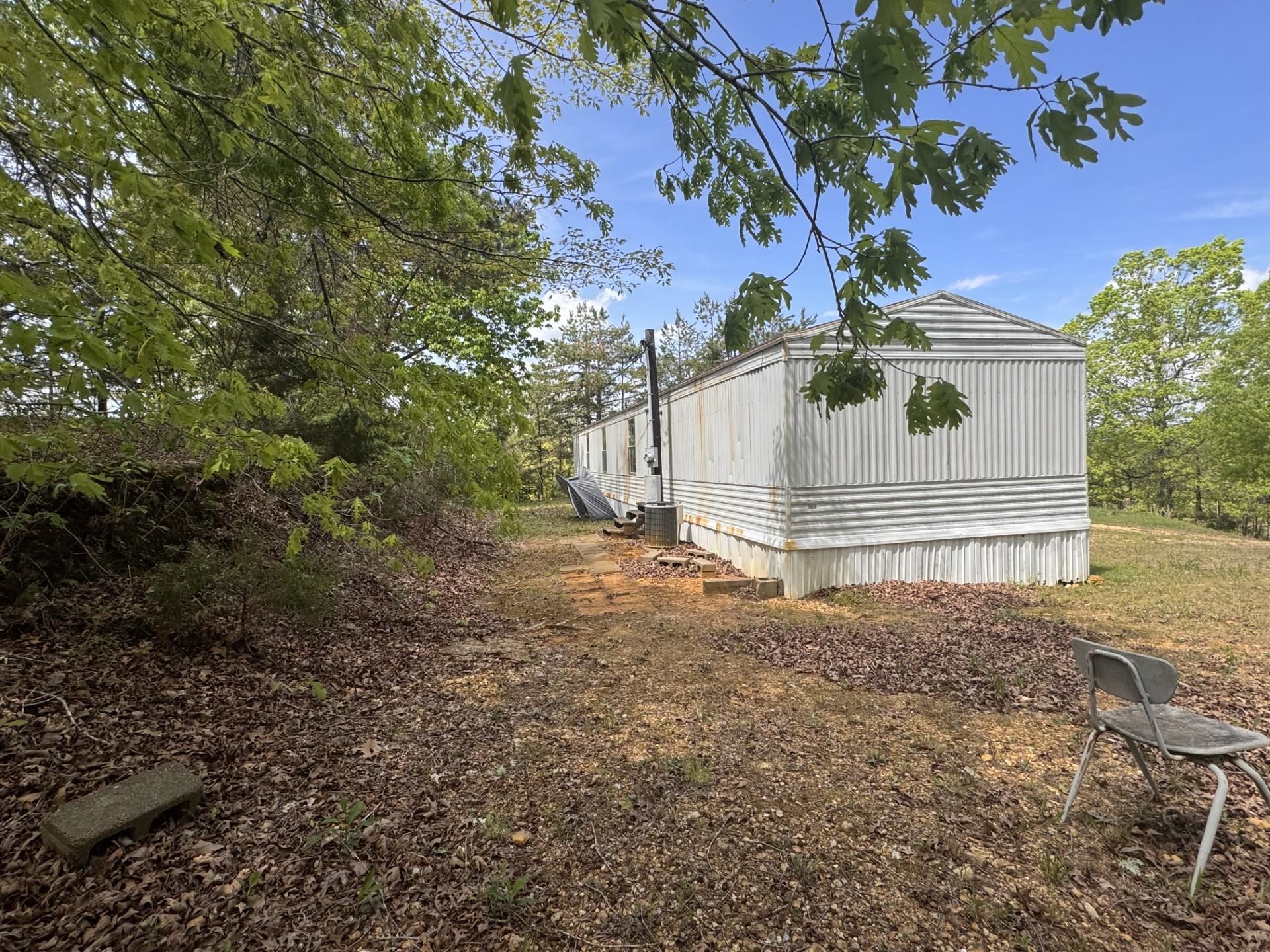185 Lucy Loop Property Photo 4
