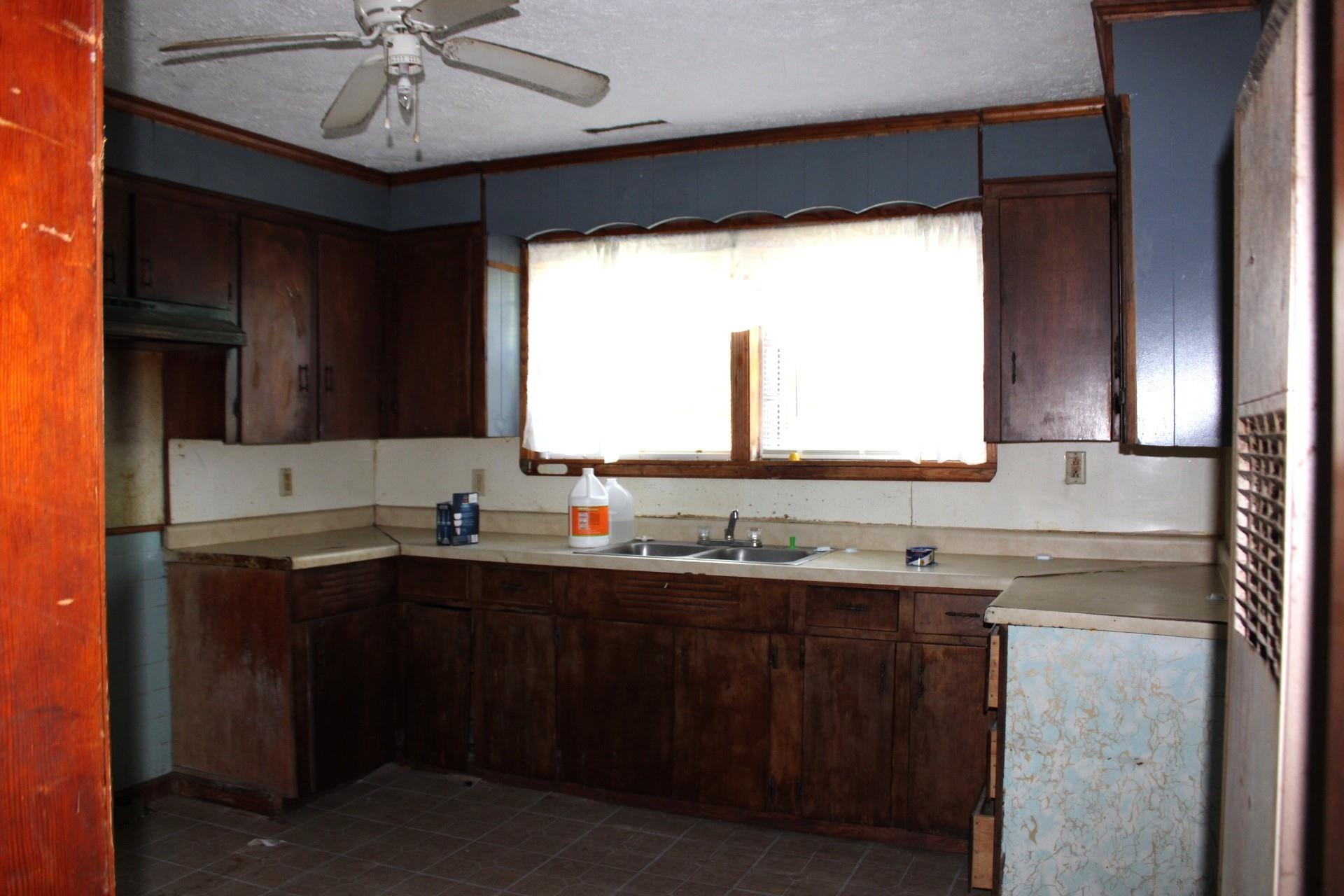 314 Tipton St Property Photo 8