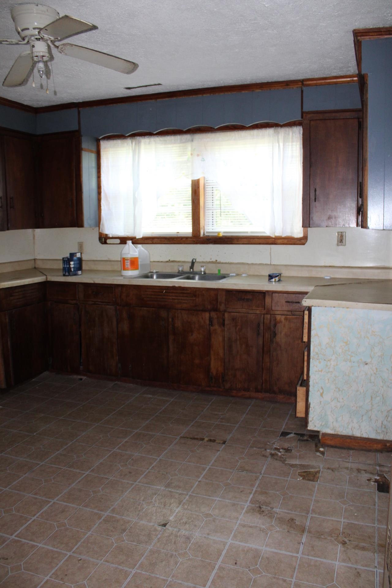 314 Tipton St Property Photo 9