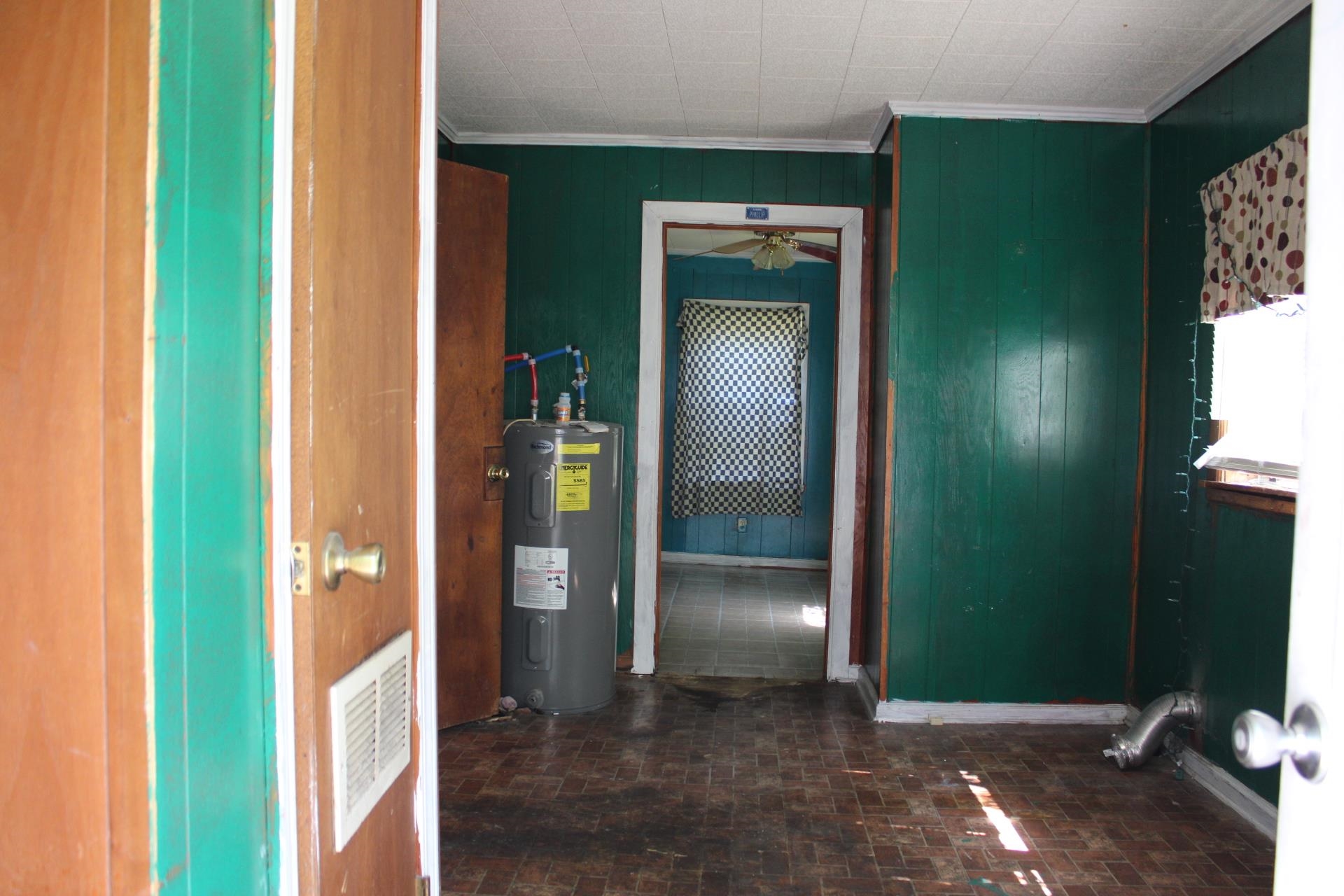 314 Tipton St Property Photo 17
