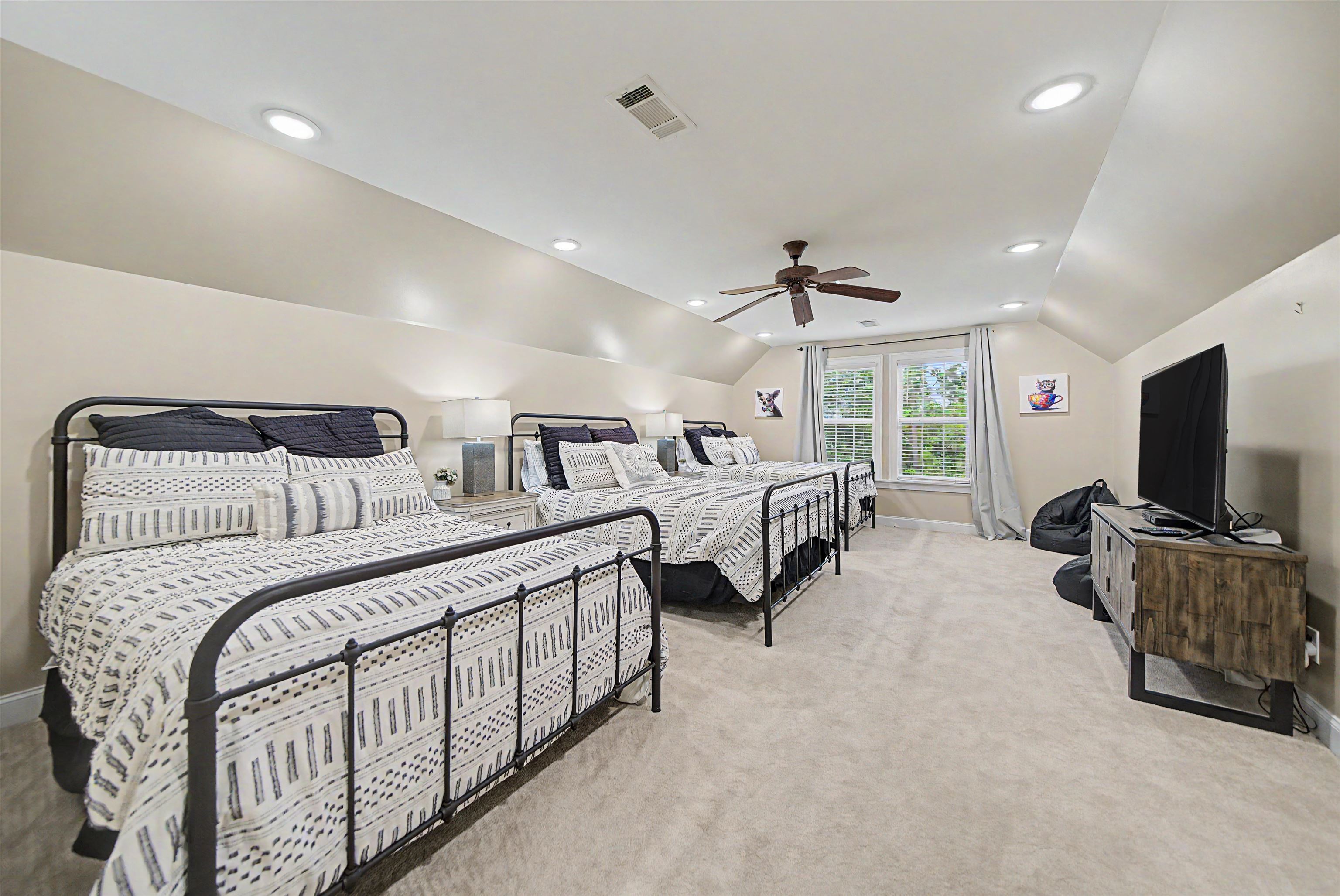 31 Tamara Trl Property Photo 29
