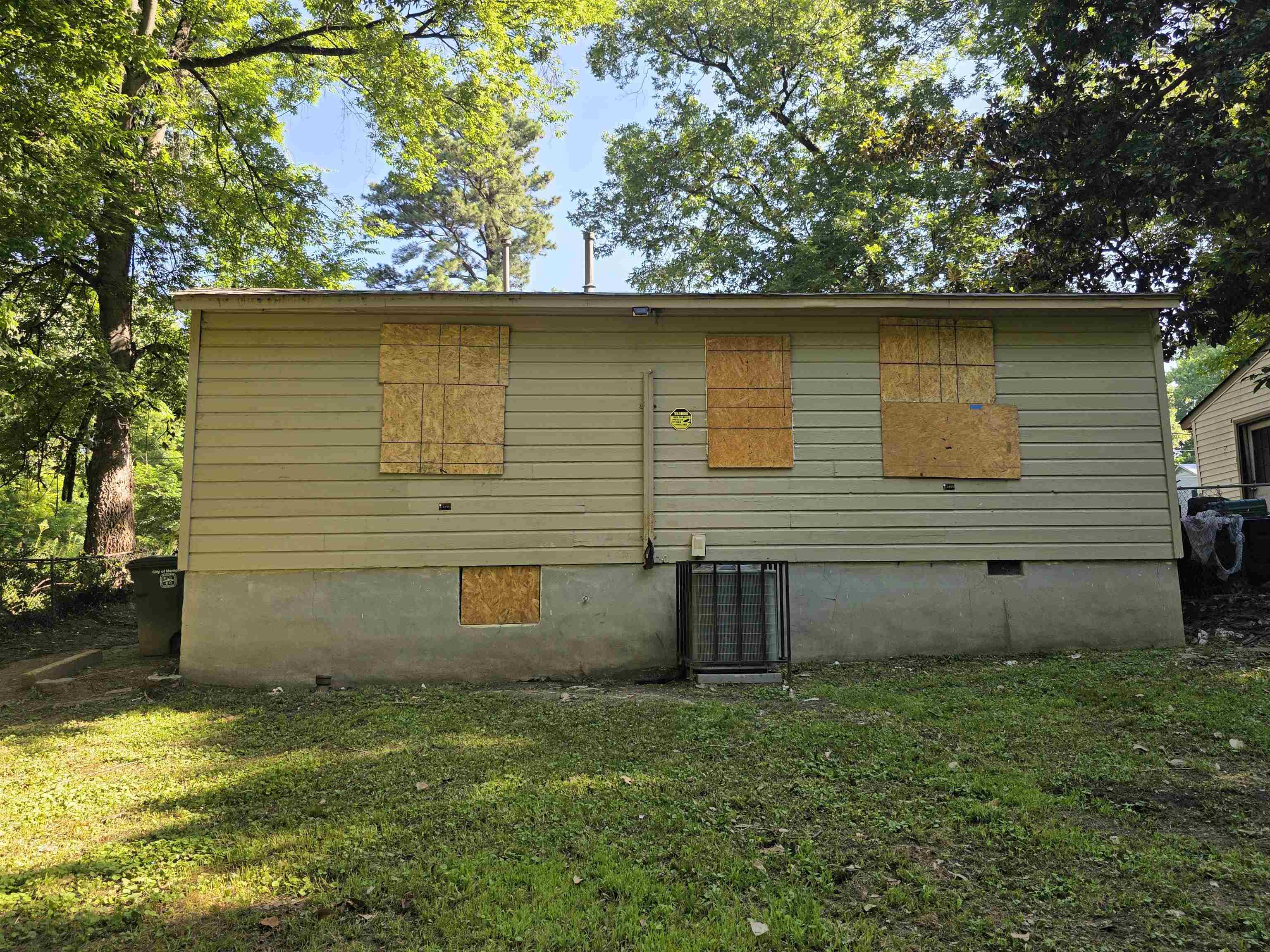 1937 Pinedale Ave Property Photo 2