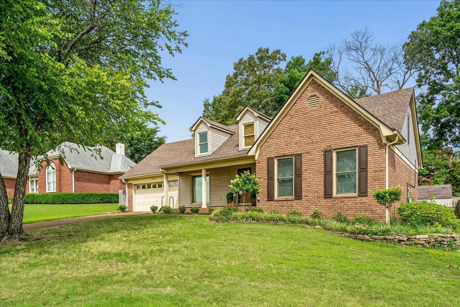 2309 Hickory Path Dr Property Photo 1