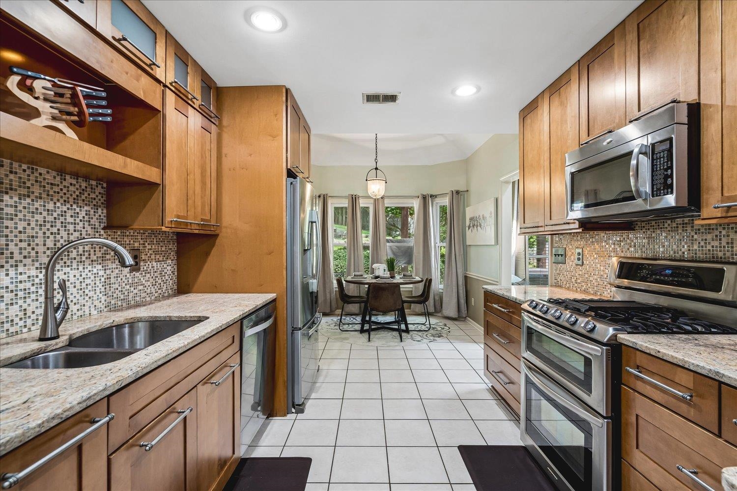 2309 Hickory Path Dr Property Photo 12