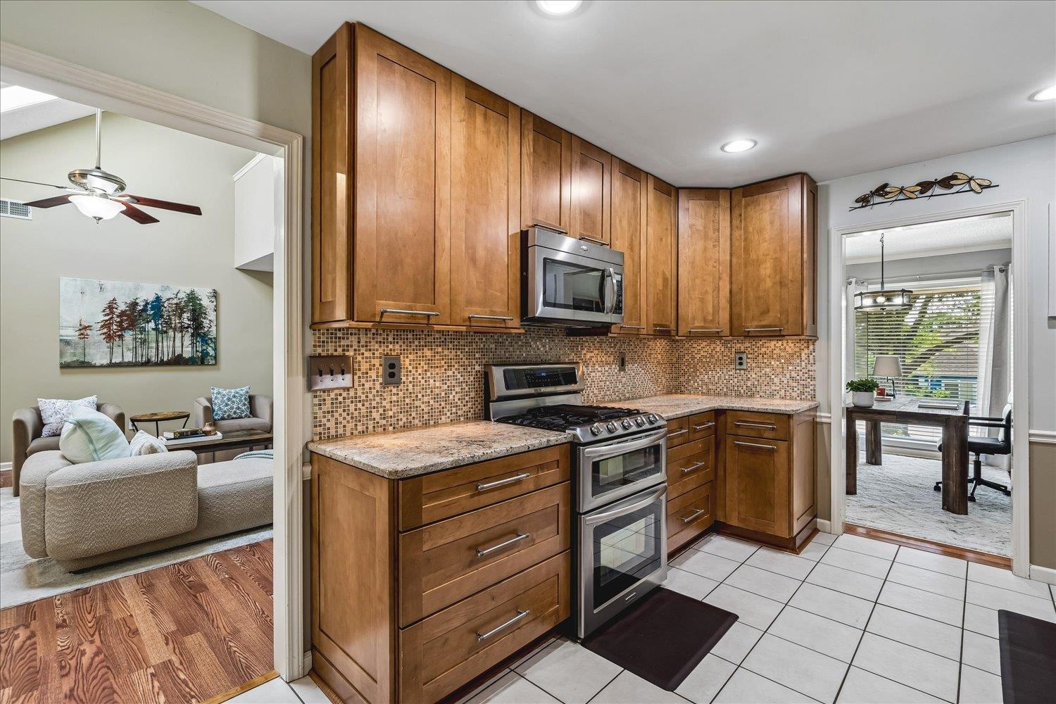 2309 Hickory Path Dr Property Photo 14