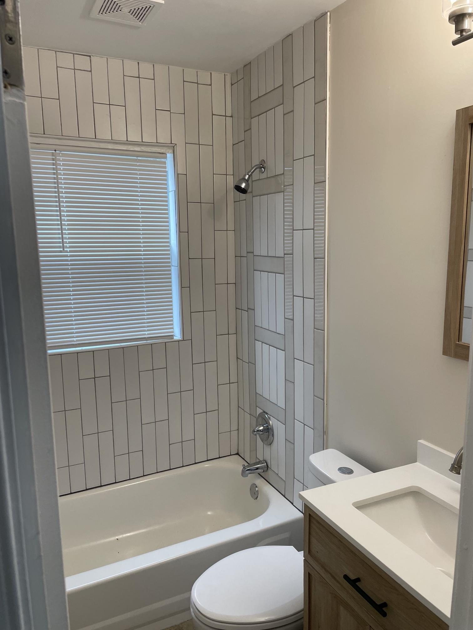 2295 Poe Ave Property Photo 8
