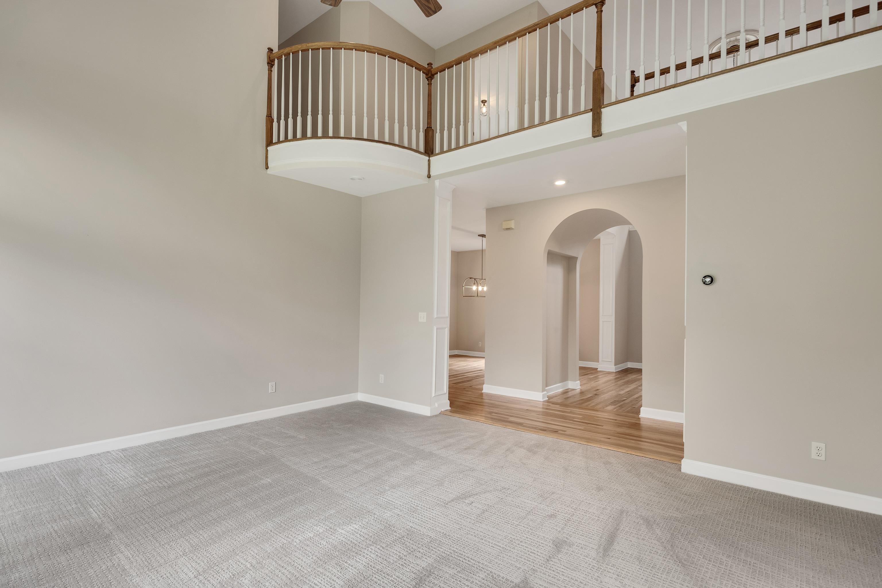 2004 W Houston Way Property Photo 8