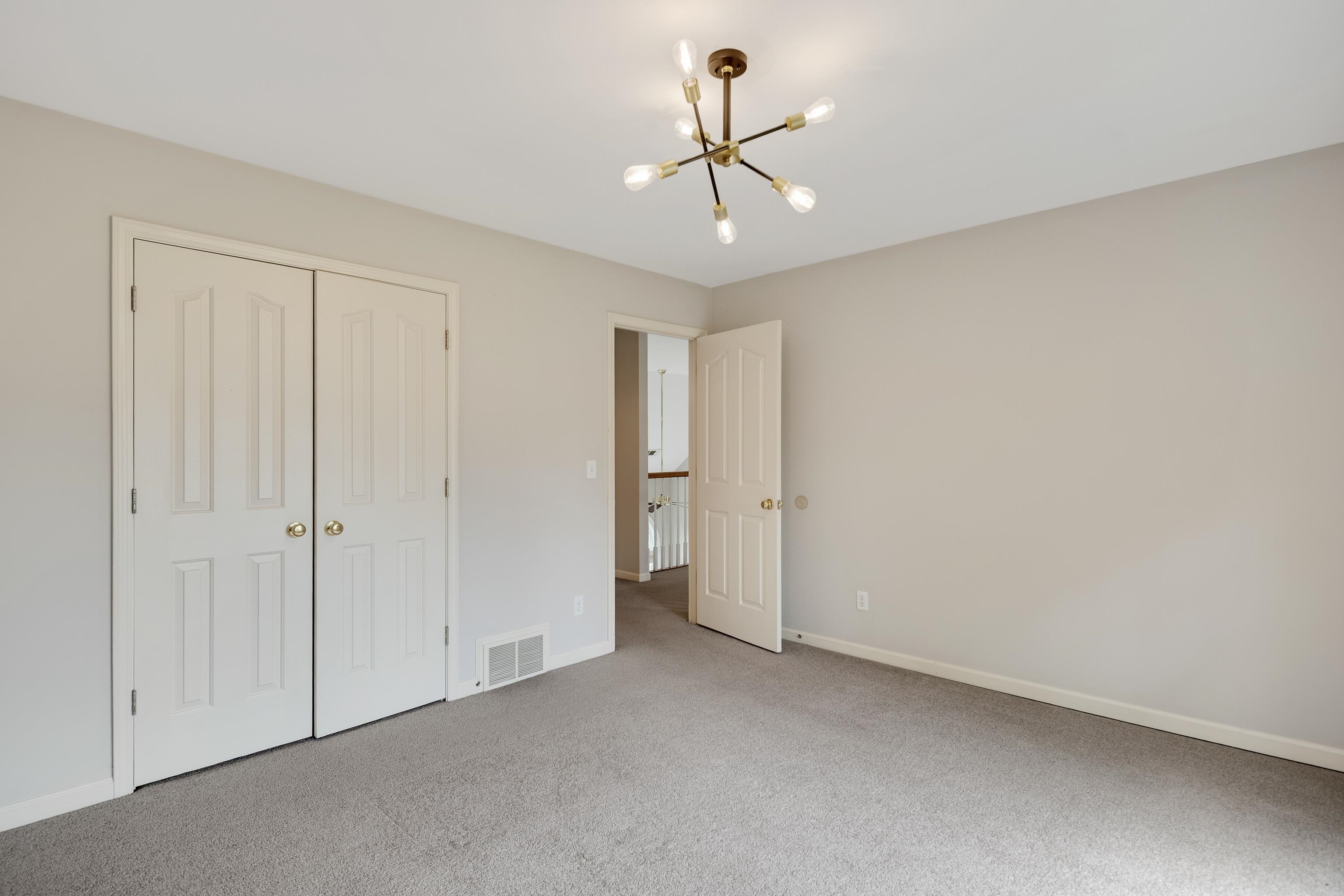 2004 W Houston Way Property Photo 25