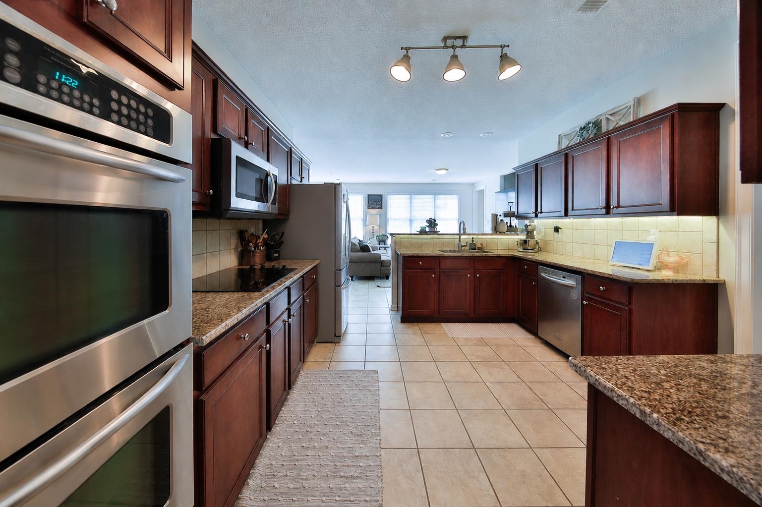 5519 Chapel Meadow Cv Property Photo 4