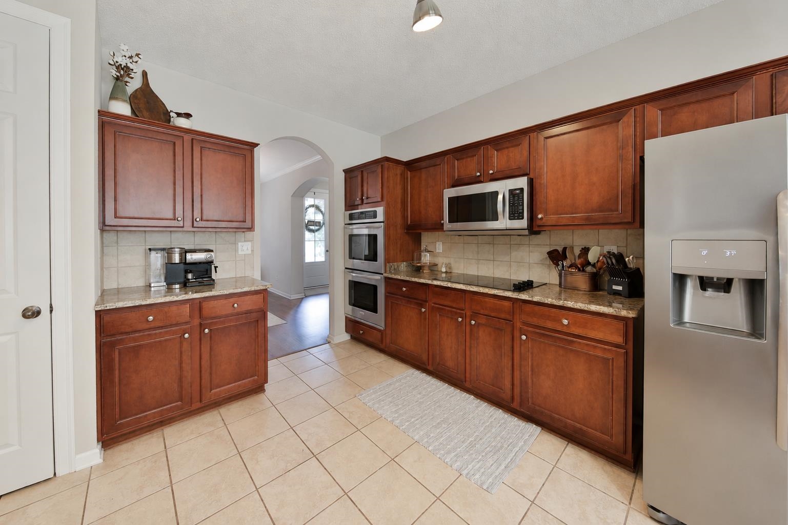 5519 Chapel Meadow Cv Property Photo 5