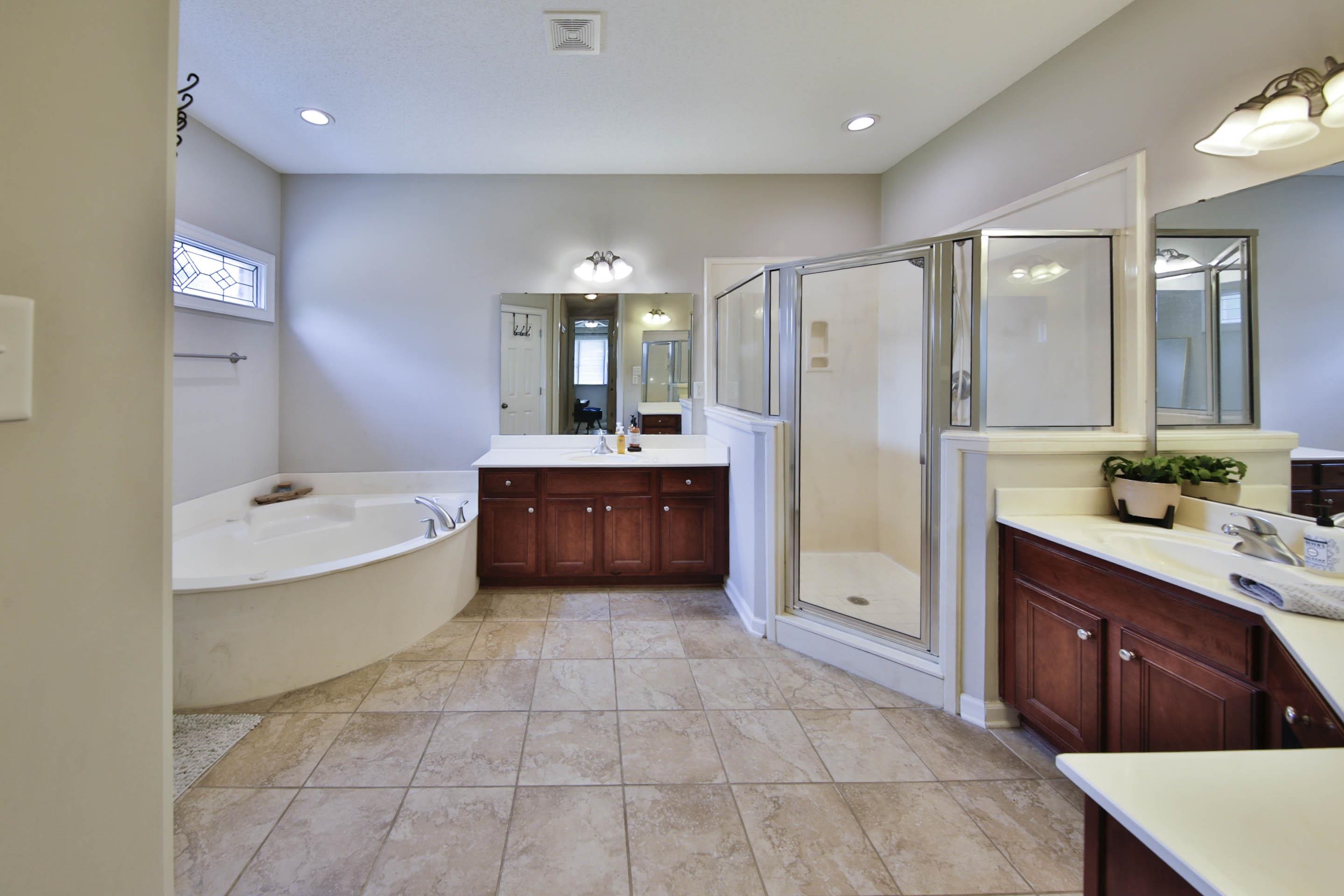 5519 Chapel Meadow Cv Property Photo 13