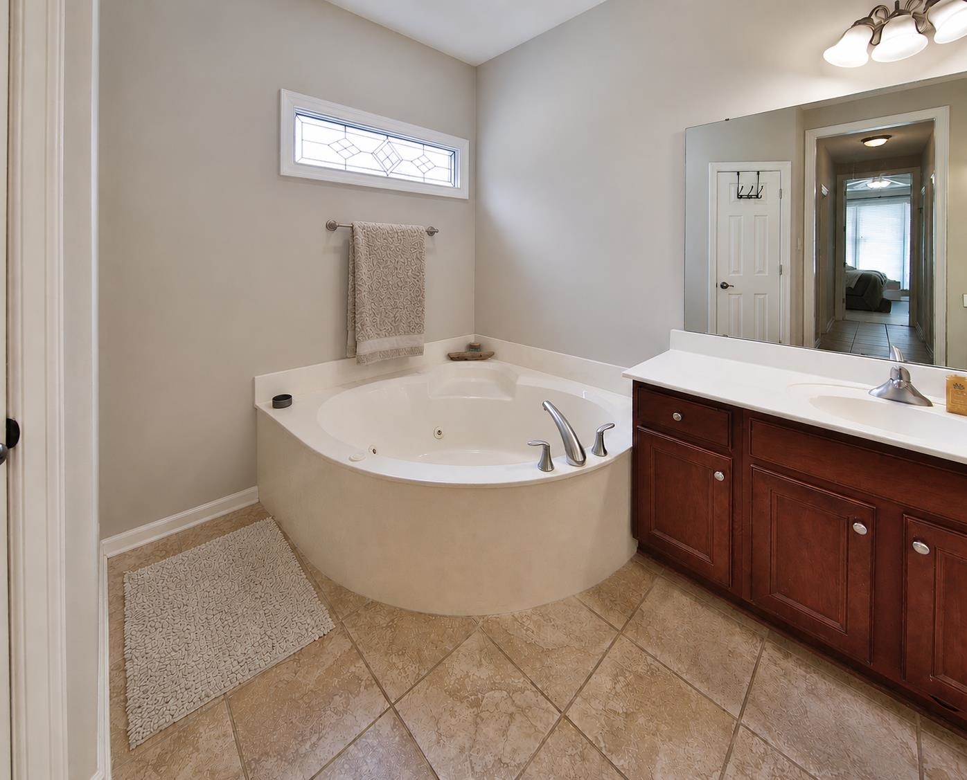 5519 Chapel Meadow Cv Property Photo 15