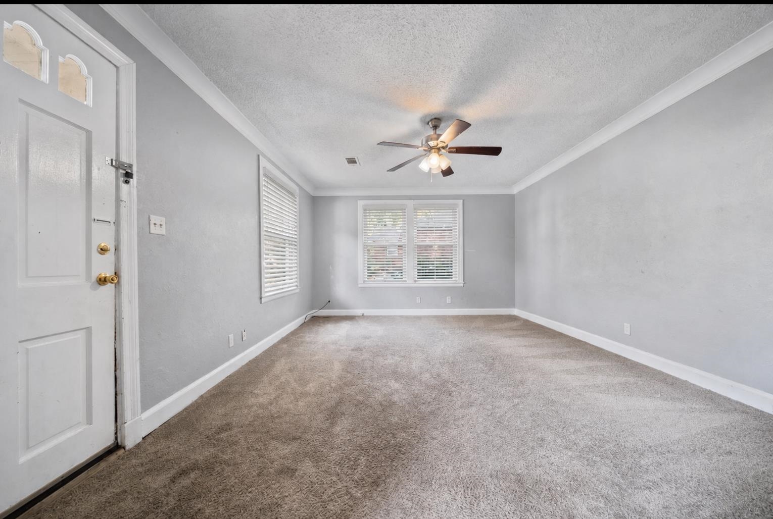 3610 Kearney Ave Property Photo 2