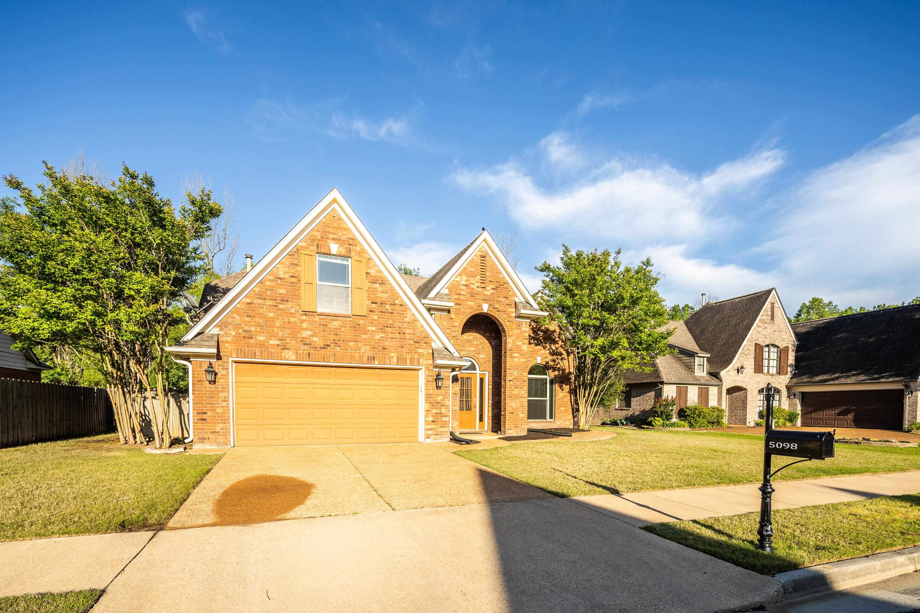 5098 Shetland Trl Property Photo 3