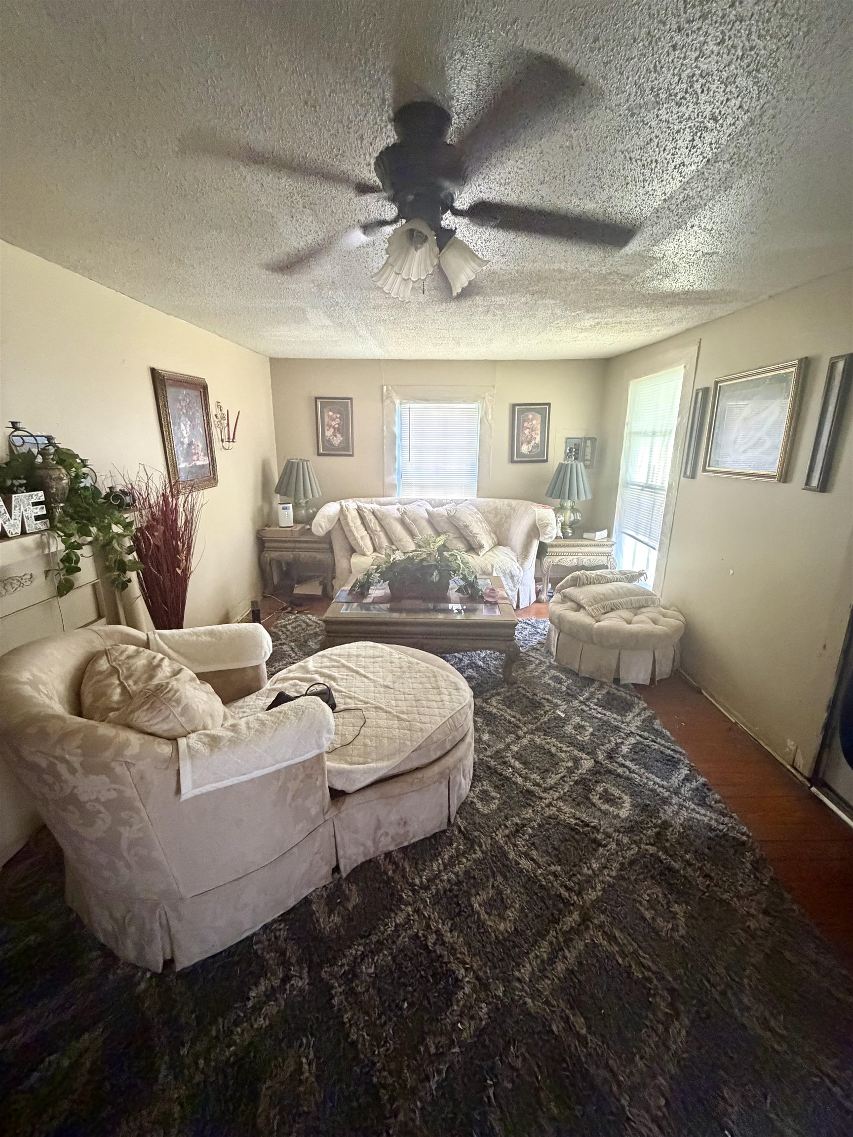 196 Barbee Ave Property Photo 2