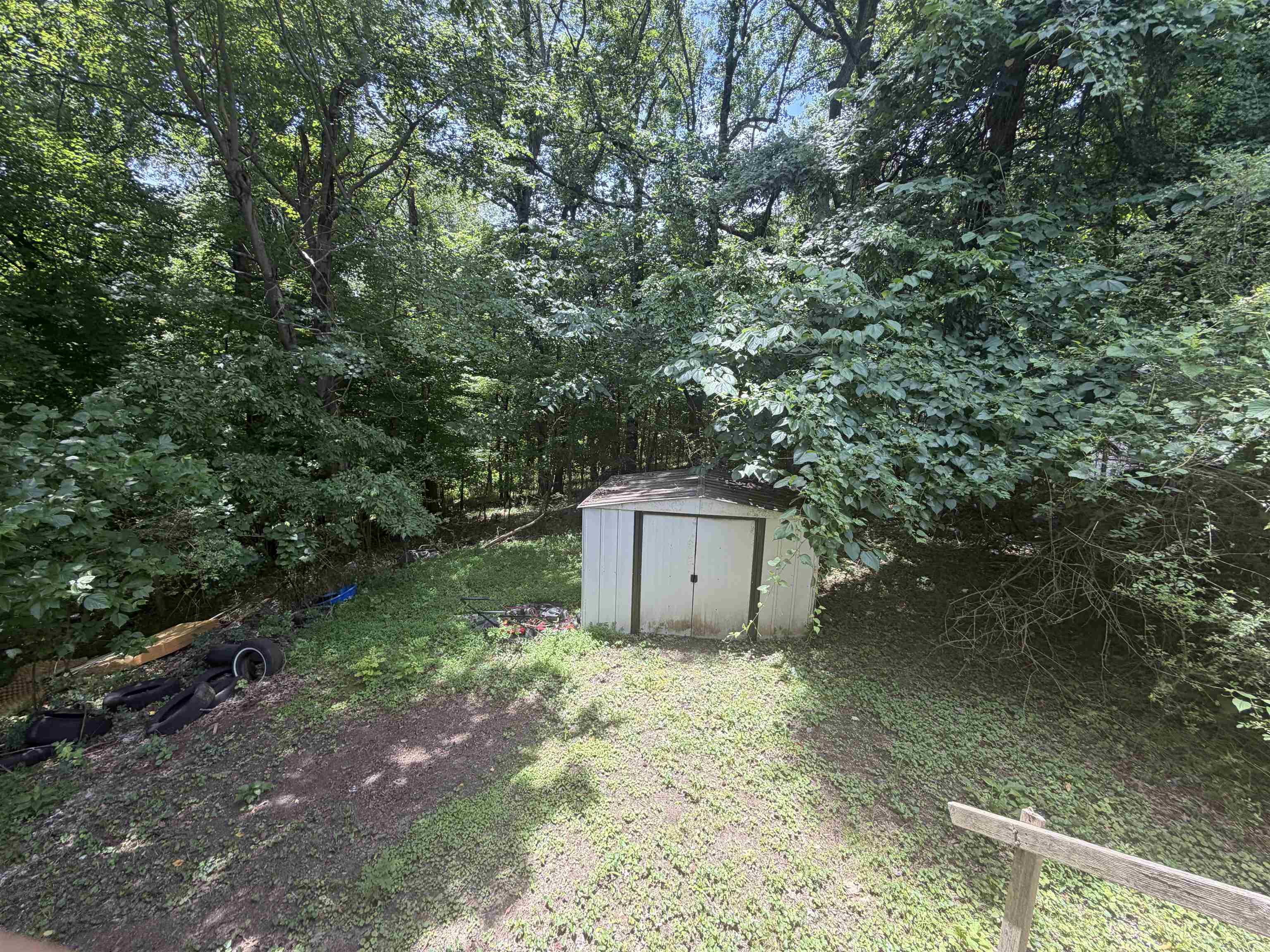 196 Barbee Ave Property Photo 4