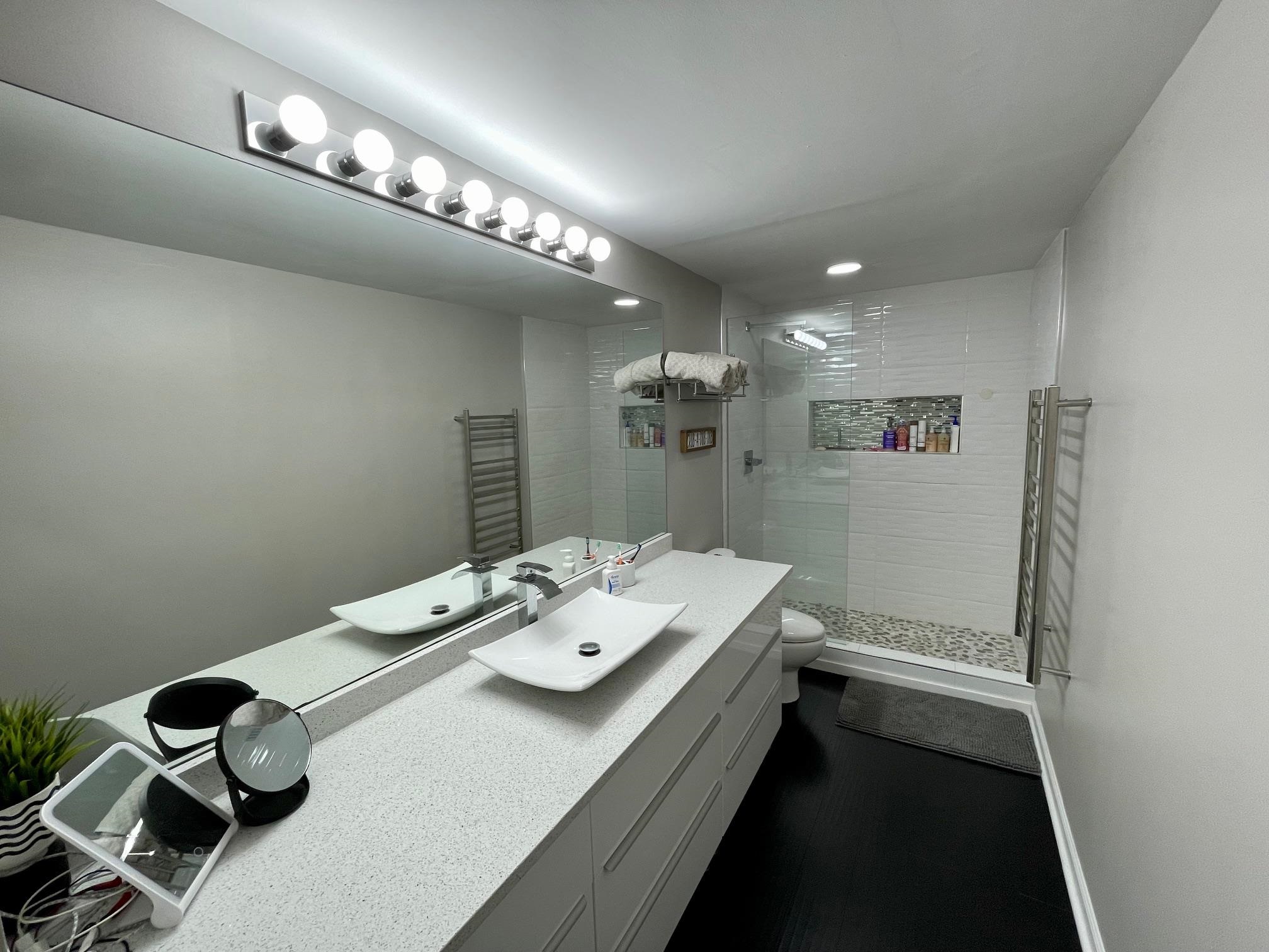 232 S Highland St 903 Property Photo 21