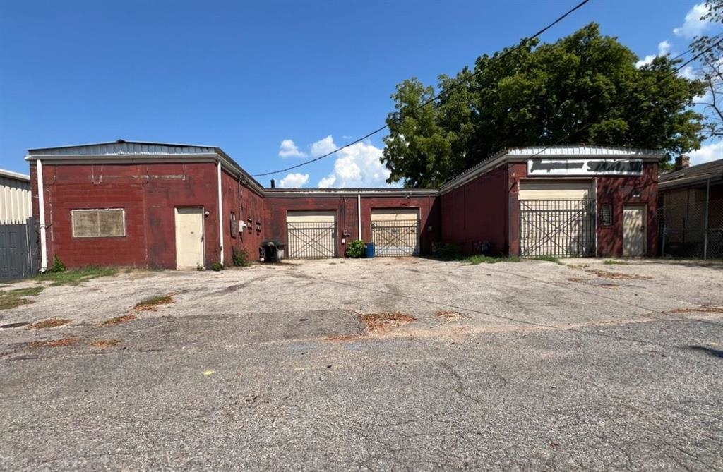 1390 Stonewall St Property Photo 1