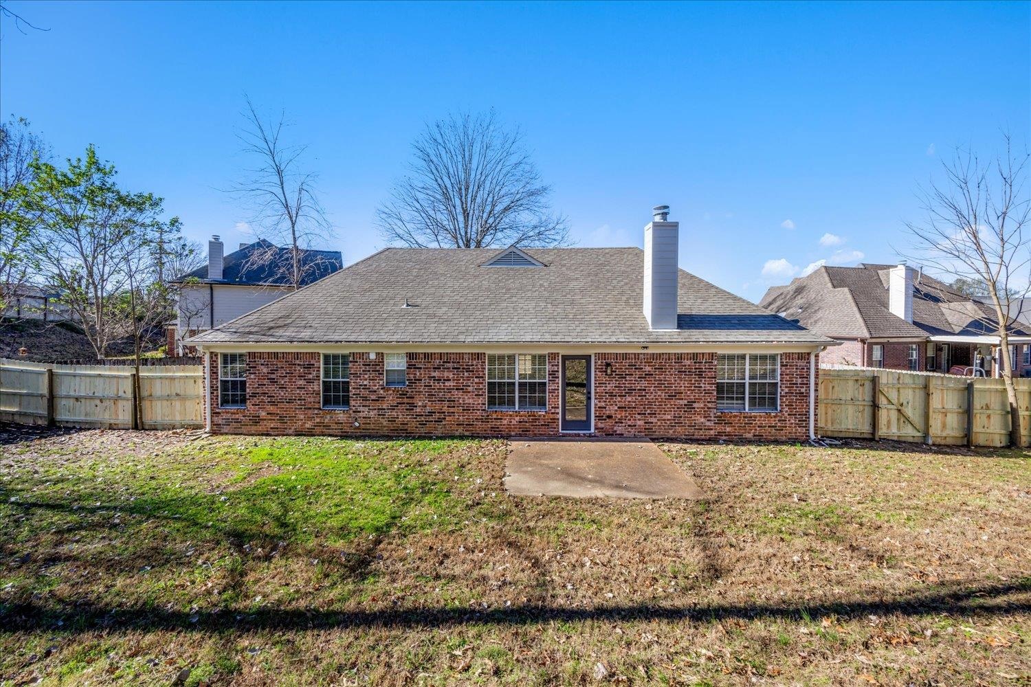 1282 River Bank Dr Property Photo 24
