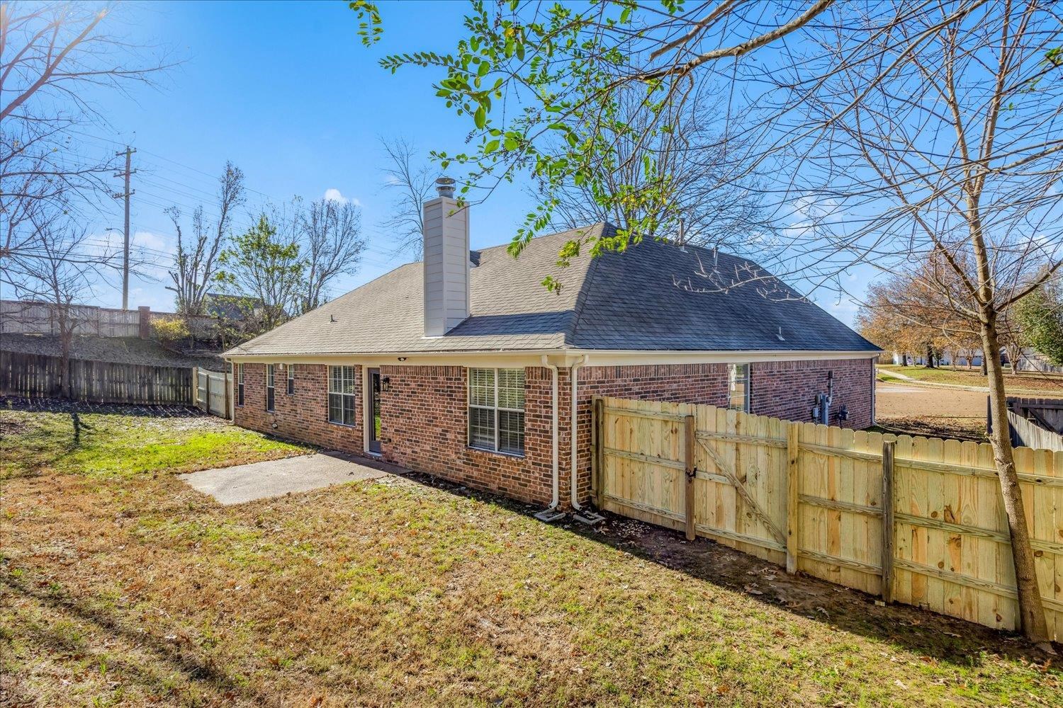 1282 River Bank Dr Property Photo 26