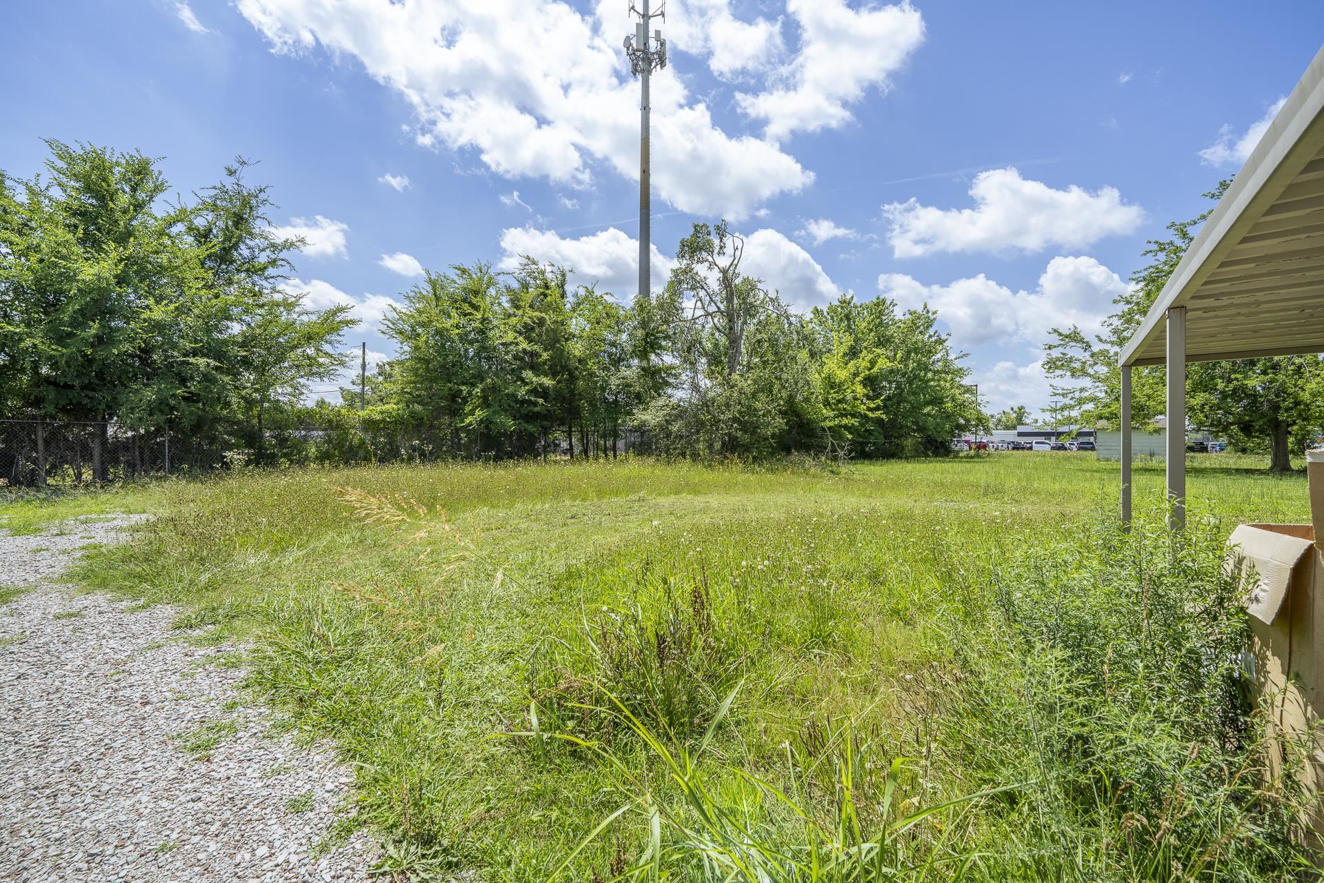 445 Florence Rd Property Photo 16