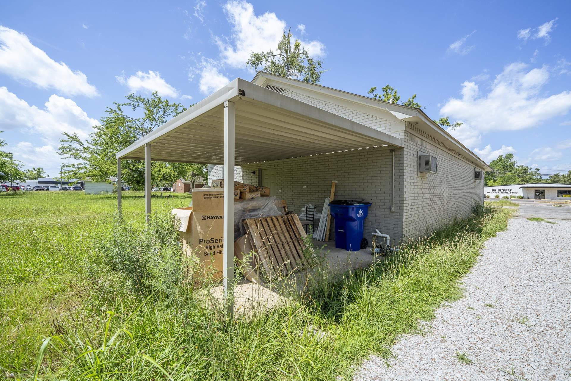 445 Florence Rd Property Photo 17