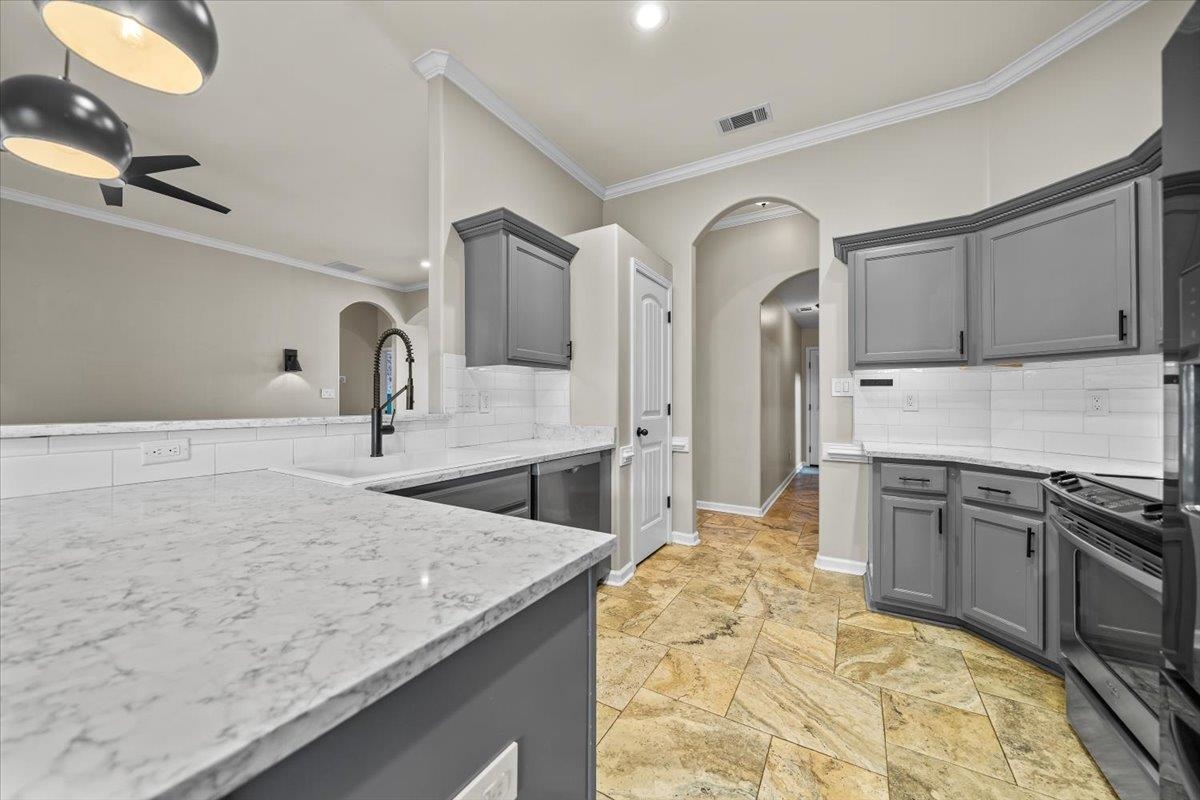 10 Inez Cv Property Photo 14