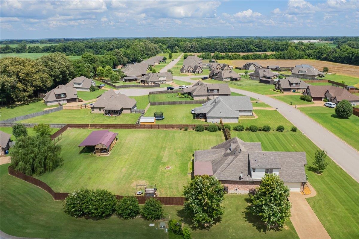 10 Inez Cv Property Photo 31