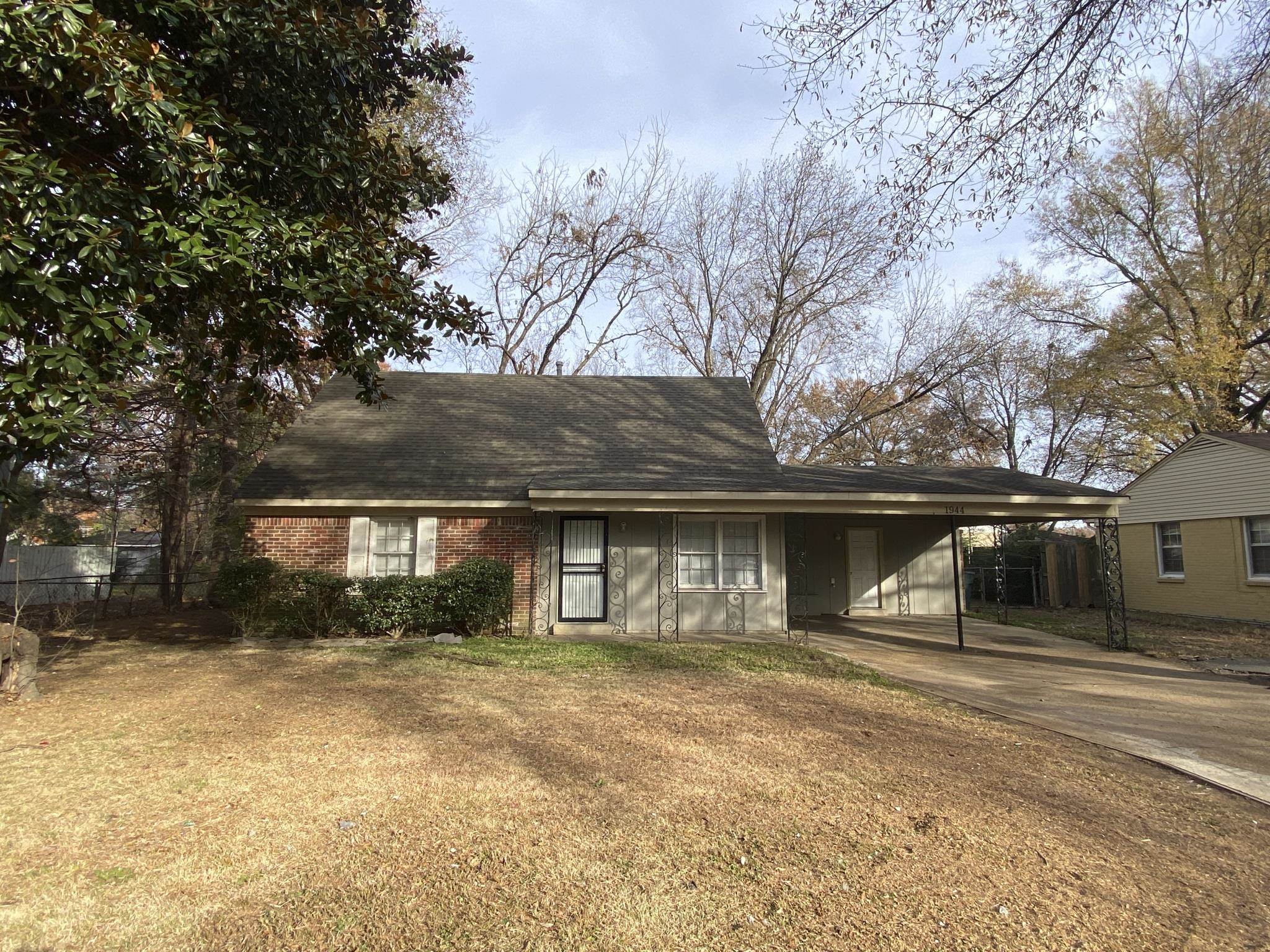 1944 Croydon Ave Property Photo 1